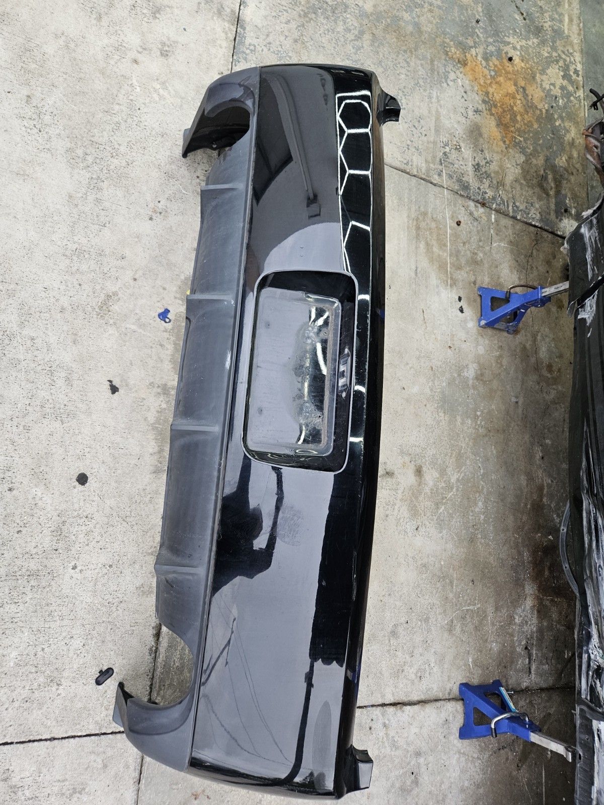 FORD MUSTANG SHELBY GT500 2007-2009 Rear Bumper Assembly 
