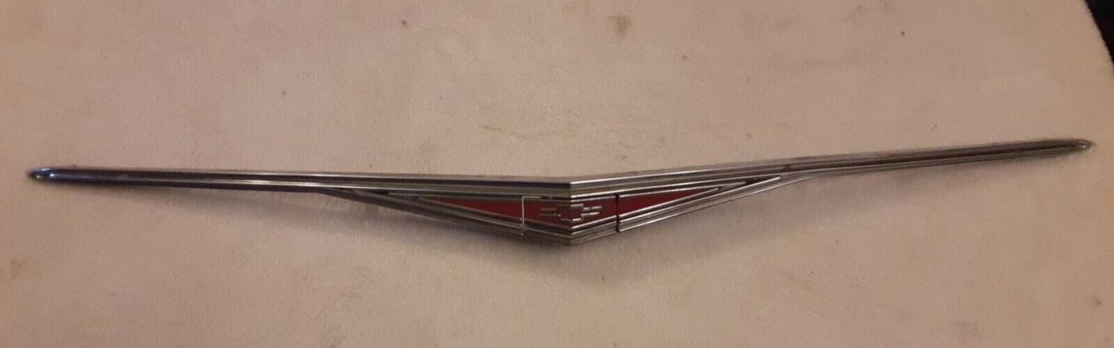 ** (1) VTG 1965-1969 Chevrolet Corvair OEM GM Front Trim Moulding # 9703057 ** (1) VTG 1965-1969 Chevrolet Corvair OEM GM Front Trim Moulding # 9703057