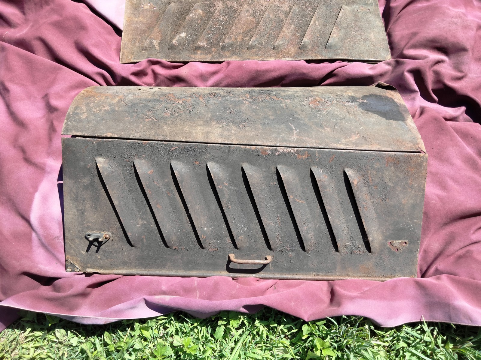 1915 Oldsmobile Hood? 1915 Oldsmobile Hood?