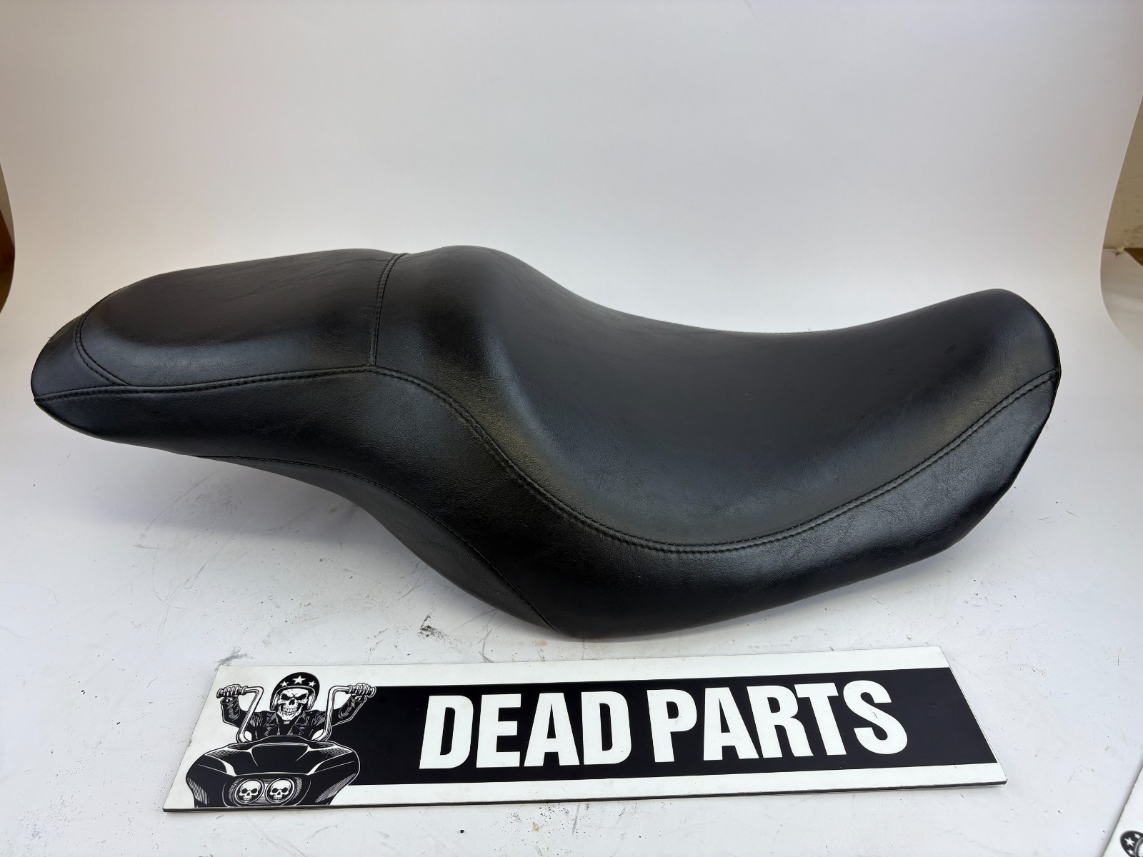 Harley 96-03 Dyna low profile 2-up seat saddle FXD FXDL