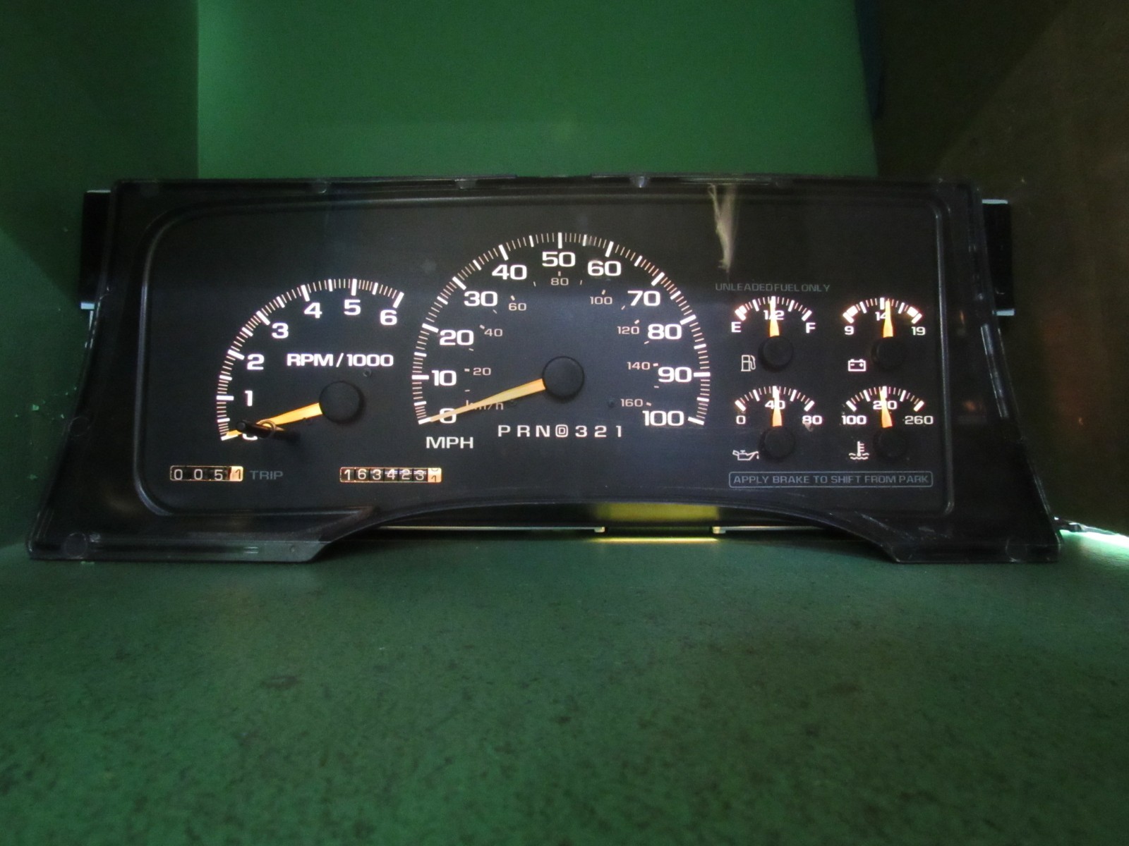 97-98 C/K TRUCK SUBURBAN INSTRUMENT GAUGE CLUSTER SPEEDO TACH 163K REBUILT 2173 97-98 C/K TRUCK SUBURBAN INSTRUMENT GAUGE CLUSTER SPEEDO TACH 163K REBUILT 2173
