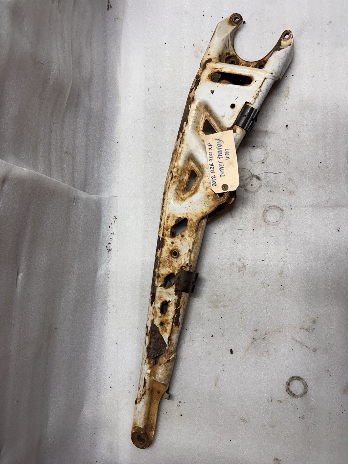 2012 Polaris RZR 900 XP Left Rear Trailing Arm 1017465-458 Trailing Arm 2012 Polaris RZR 900 XP Left Rear Trailing Arm 1017465-458 Trailing Arm
