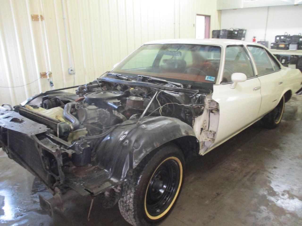 Frame 4 Door Sedan Fits 74-77 CENTURY 1907108