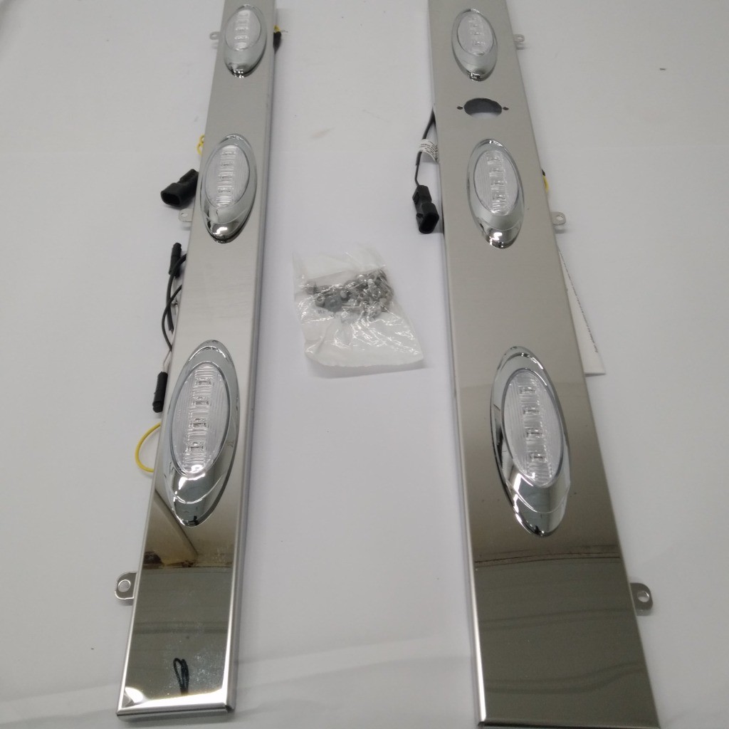 Peterbilt 579 567 Stainless Day Cab Panels Clear LED Lights Phoenix PX-A992473