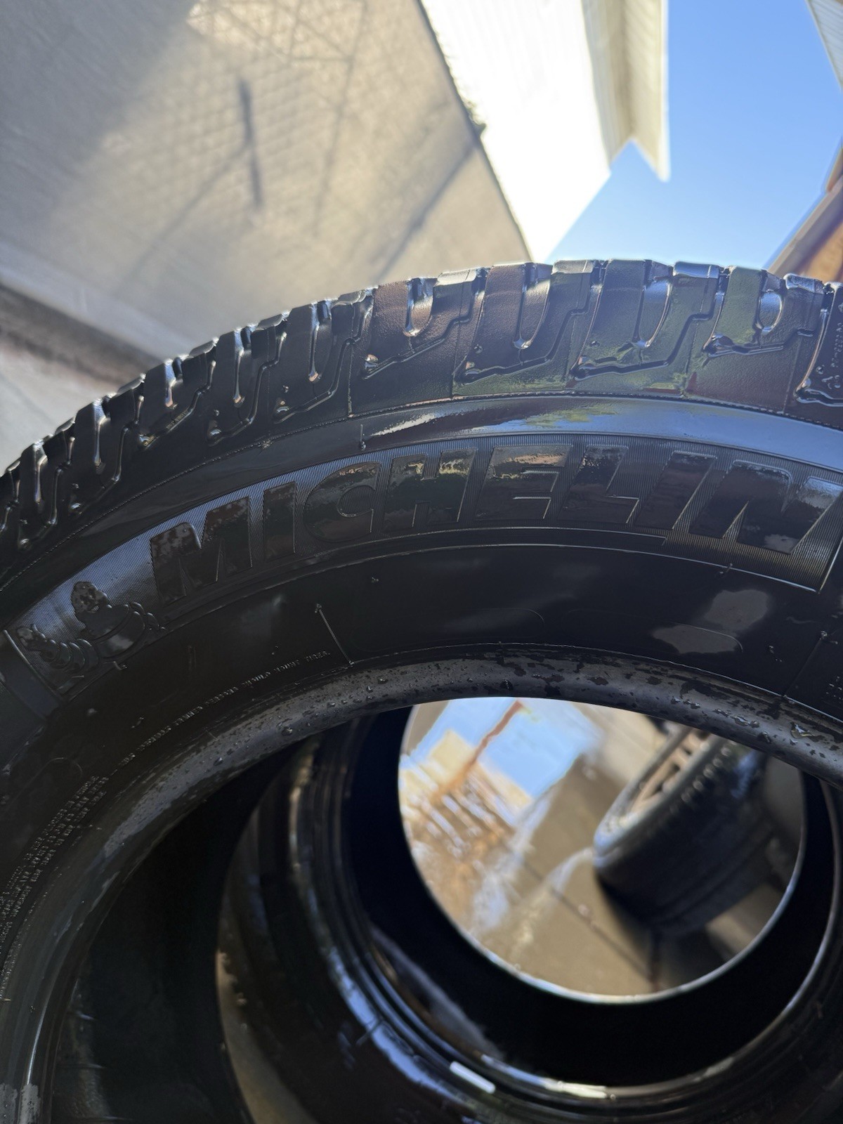 Set of 4 Michelin LTX A/T2 P275/65R18 114T All-Terrain Tires – DOT 0320 (2020)