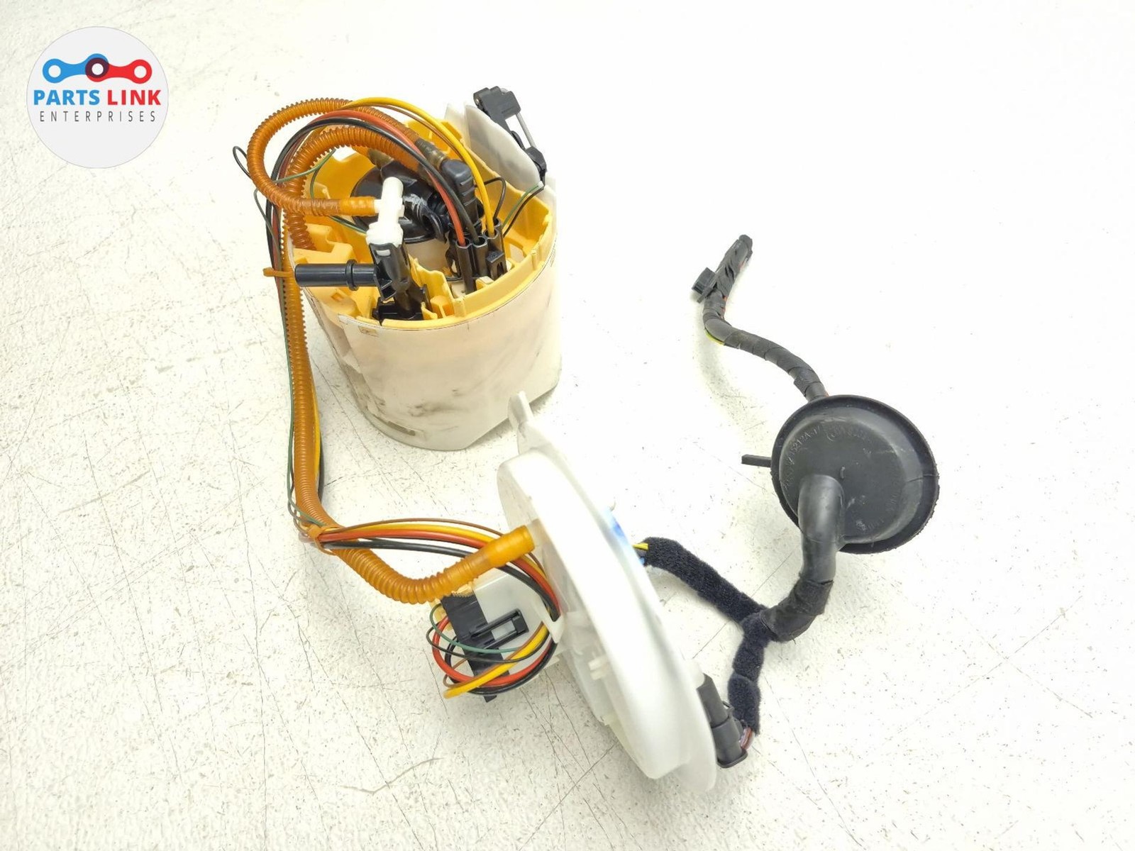 2018-24 BMW X3 M40I REAR GAS TANK FUEL PUMP SENDING UNIT SENDER ASSEMBLY G01 F97