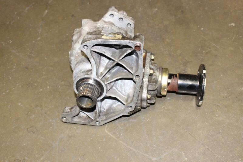 2005-2007 Nissan Murano Transfer Case Assembly CVT AWD OEM