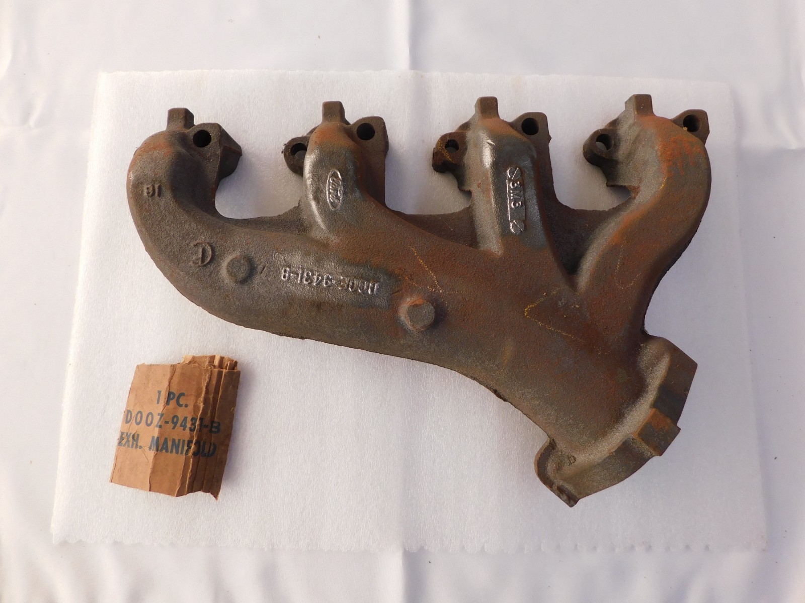 NOS OEM Ford 1972 1973 1974 Torino 351W Exhaust Manifold Montego Galaxie Mercury