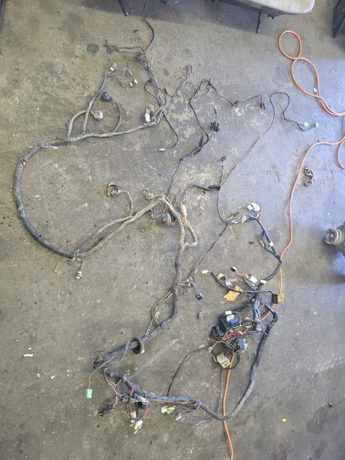 1983-1986 Nissan Datsun 720 Kingcab Truck OEM Chassis + Engine Bay Harness 