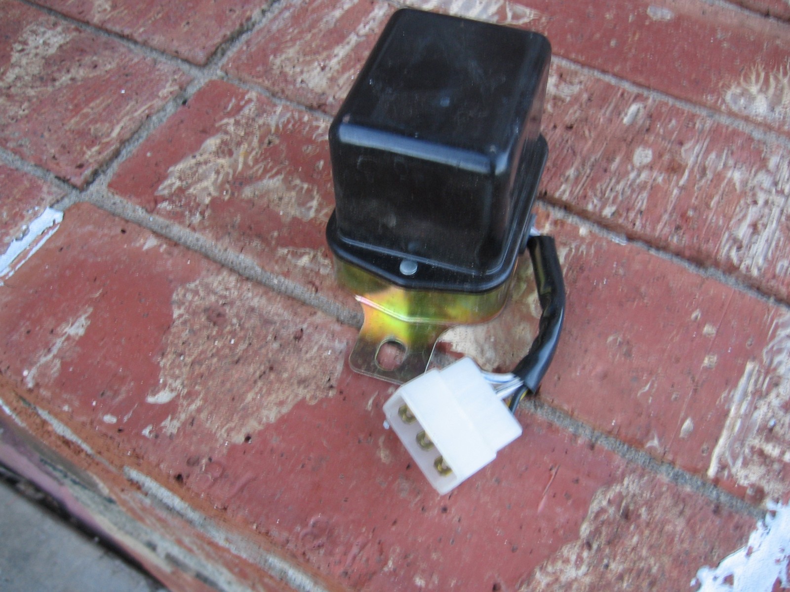 Datsun 510 voltage regulator
