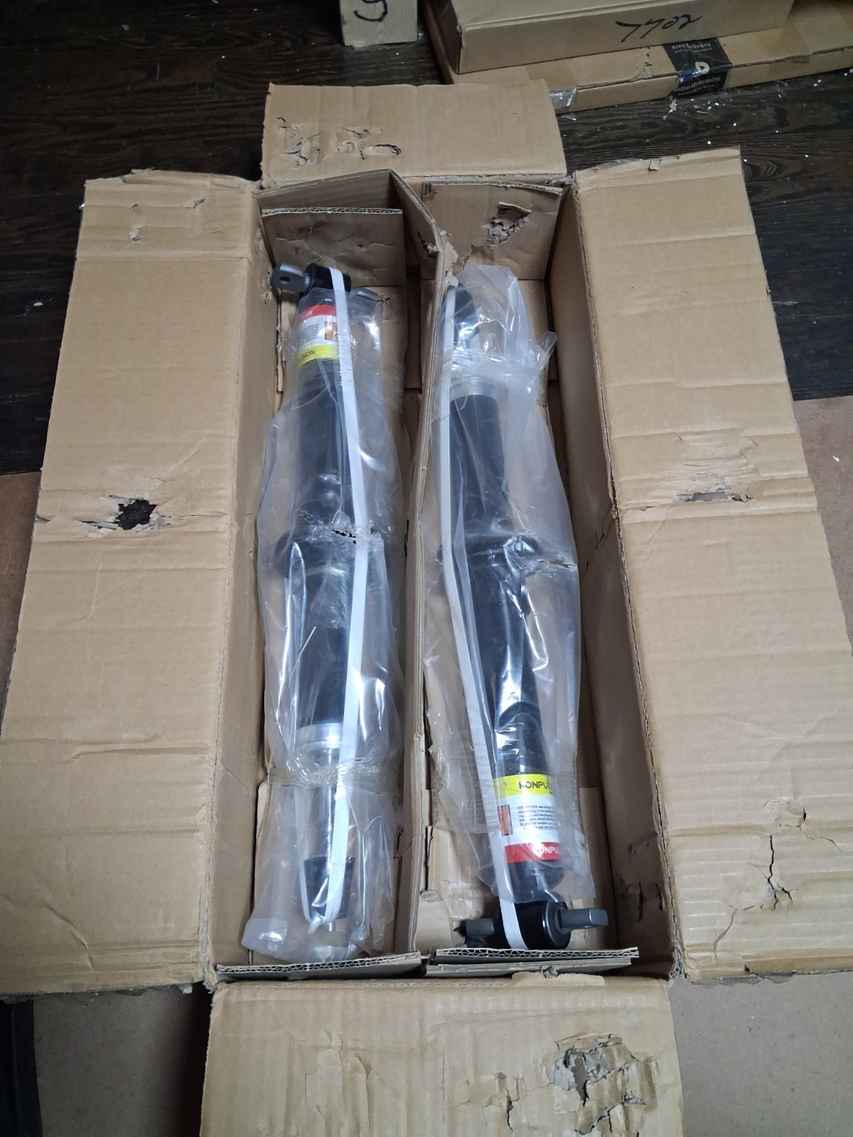 For Cadillac CTS 2009-2015 With MagneRide Front Left & Right Shock Absorbers Set For Cadillac CTS 2009-2015 With MagneRide Front Left & Right Shock Absorbers Set
