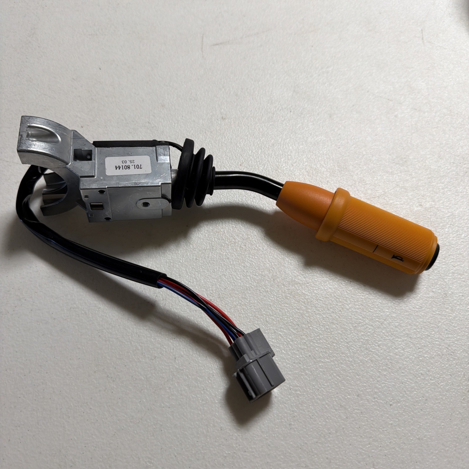 Column Switch Forward & Reverse 701/80144 for JCB 4CX 4C444 4CX444 3CXE 214 215S