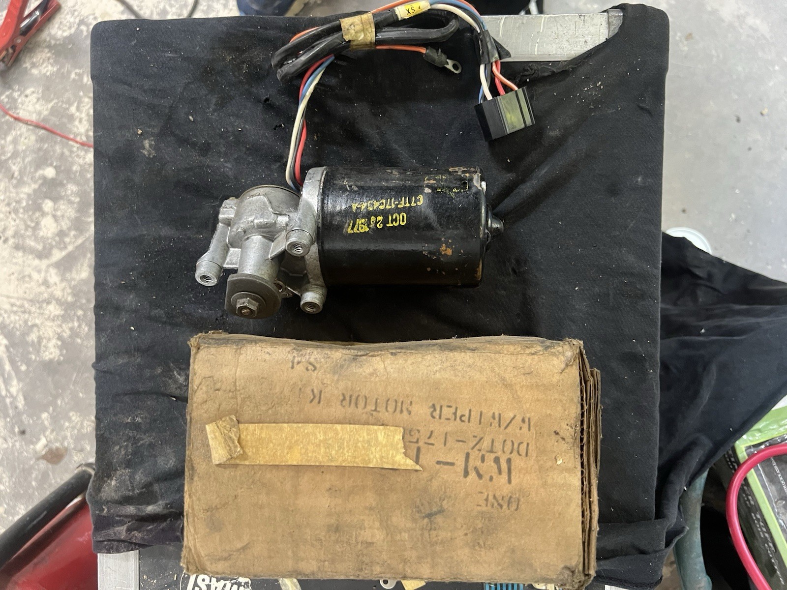 New Old Stock 1966-1979 Ford Wiper Motor Assembly New Old Stock 1966-1979 Ford Wiper Motor Assembly