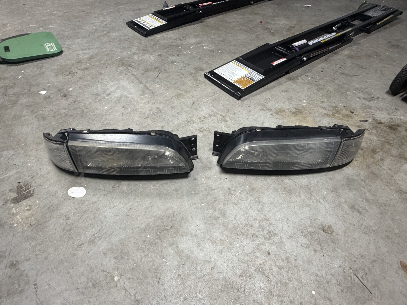 1993-1995 Silvia S14 JDM Zenki Headlights 1993-1995 Silvia S14 JDM Zenki Headlights