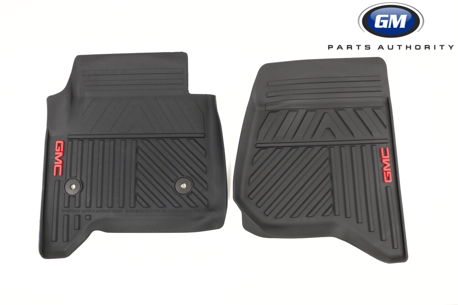 2014-2018 GMC Sierra Premium All Weather Floor Mats 23452764 Black w/ GMC Logo 2014-2018 GMC Sierra Premium All Weather Floor Mats 23452764 Black w/ GMC Logo