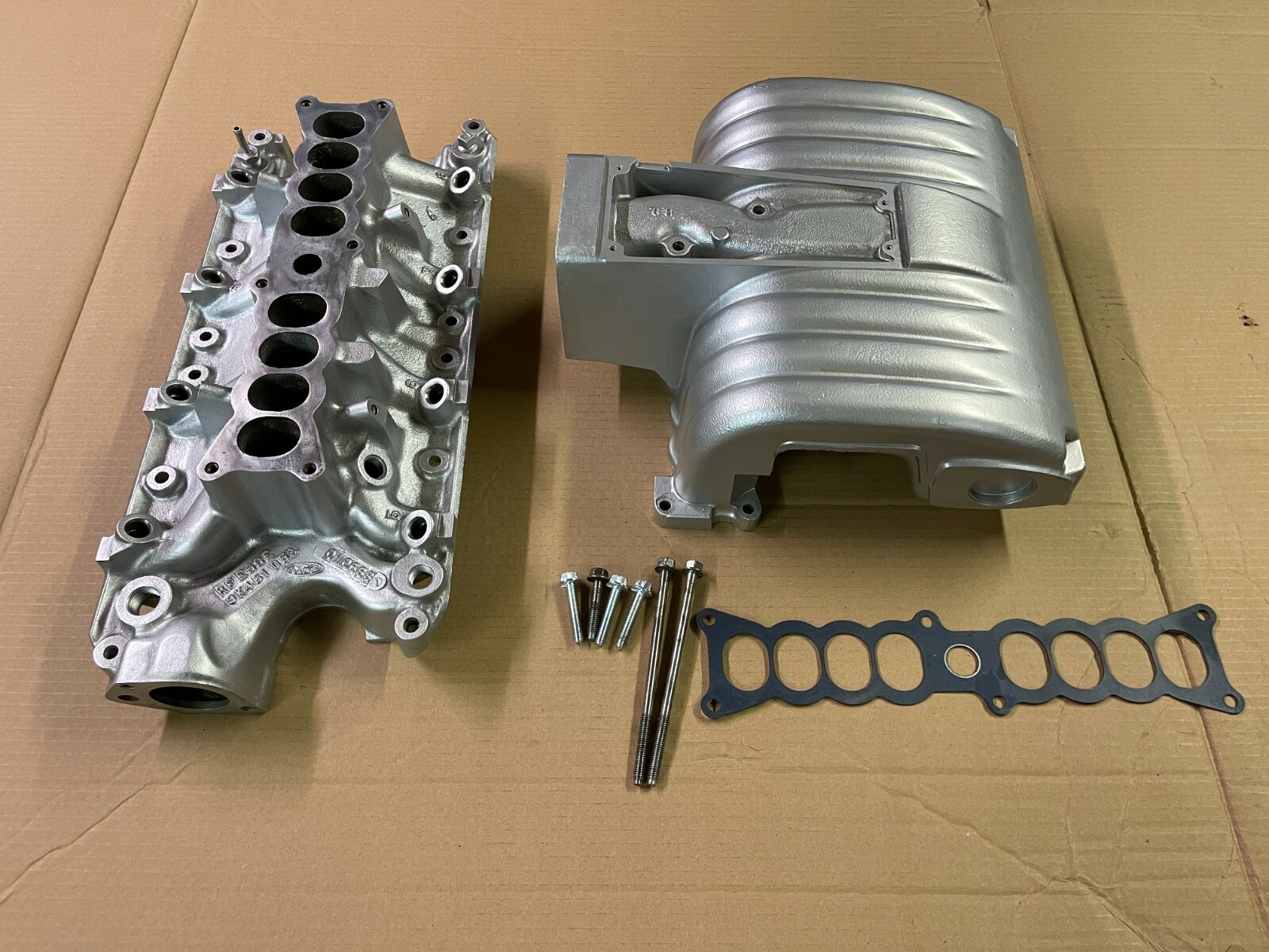 86-87-93 Ford Mustang GT 302 HO Upper & Lower Intake Manifold EFI Factory LX OEM