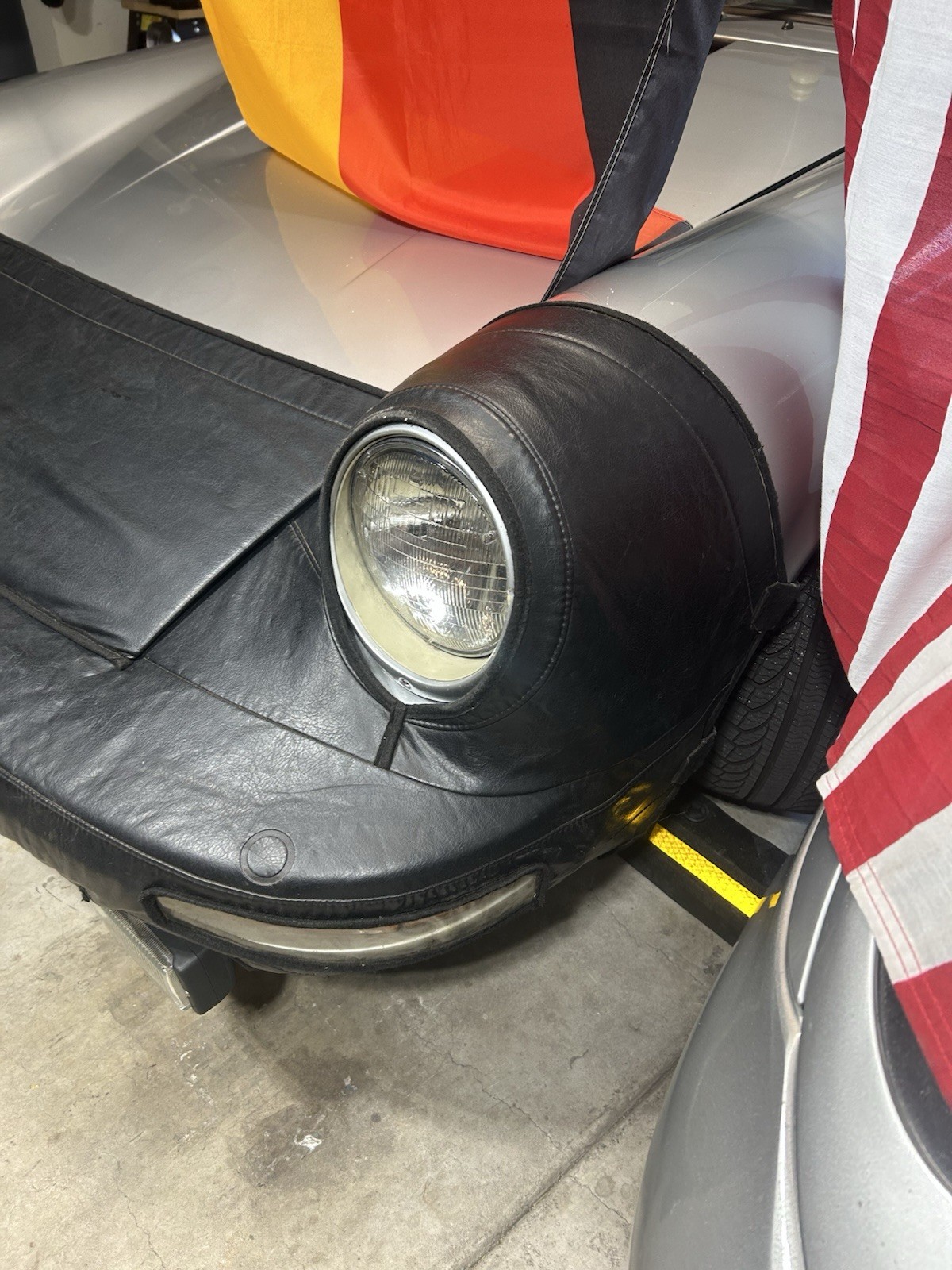 Colgan Custom Porsche 911 Front End Bra Black Vinyl G Body SC Line With Foglight