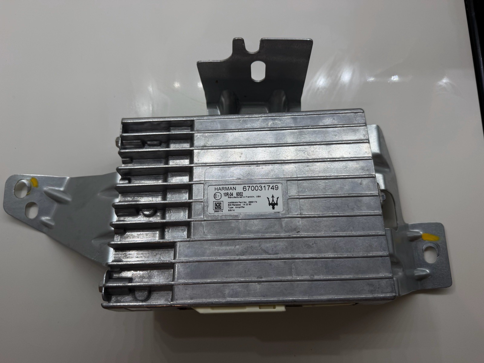 2014-2017 MASERATI Quattroporte  AMPLIFIER 670031749 OEM 2014-2017 MASERATI Quattroporte  AMPLIFIER 670031749 OEM