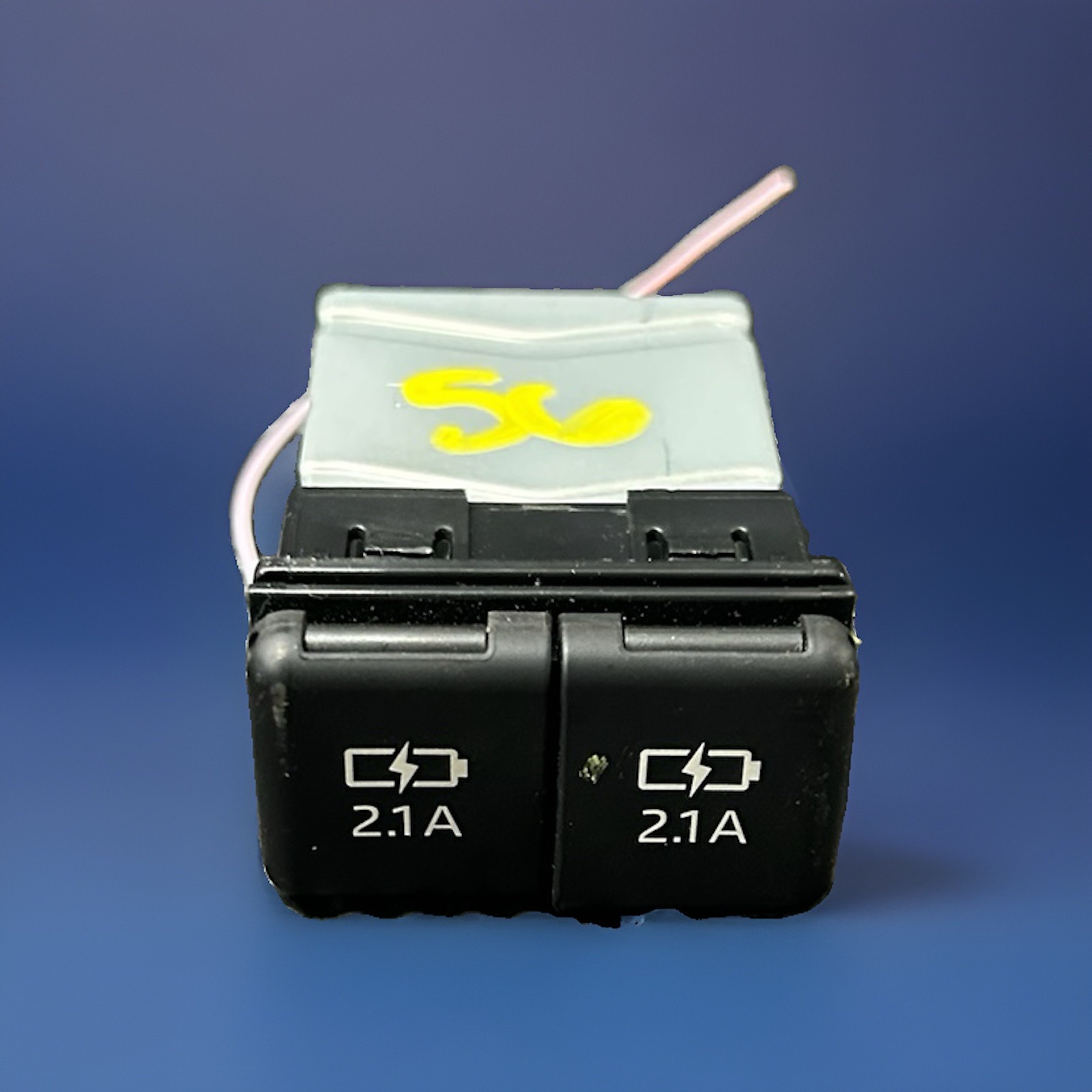 OEM Toyota RAV4 2019-2022 Center Console Dual USB Charging Port Socket OEM Toyota RAV4 2019-2022 Center Console Dual USB Charging Port Socket