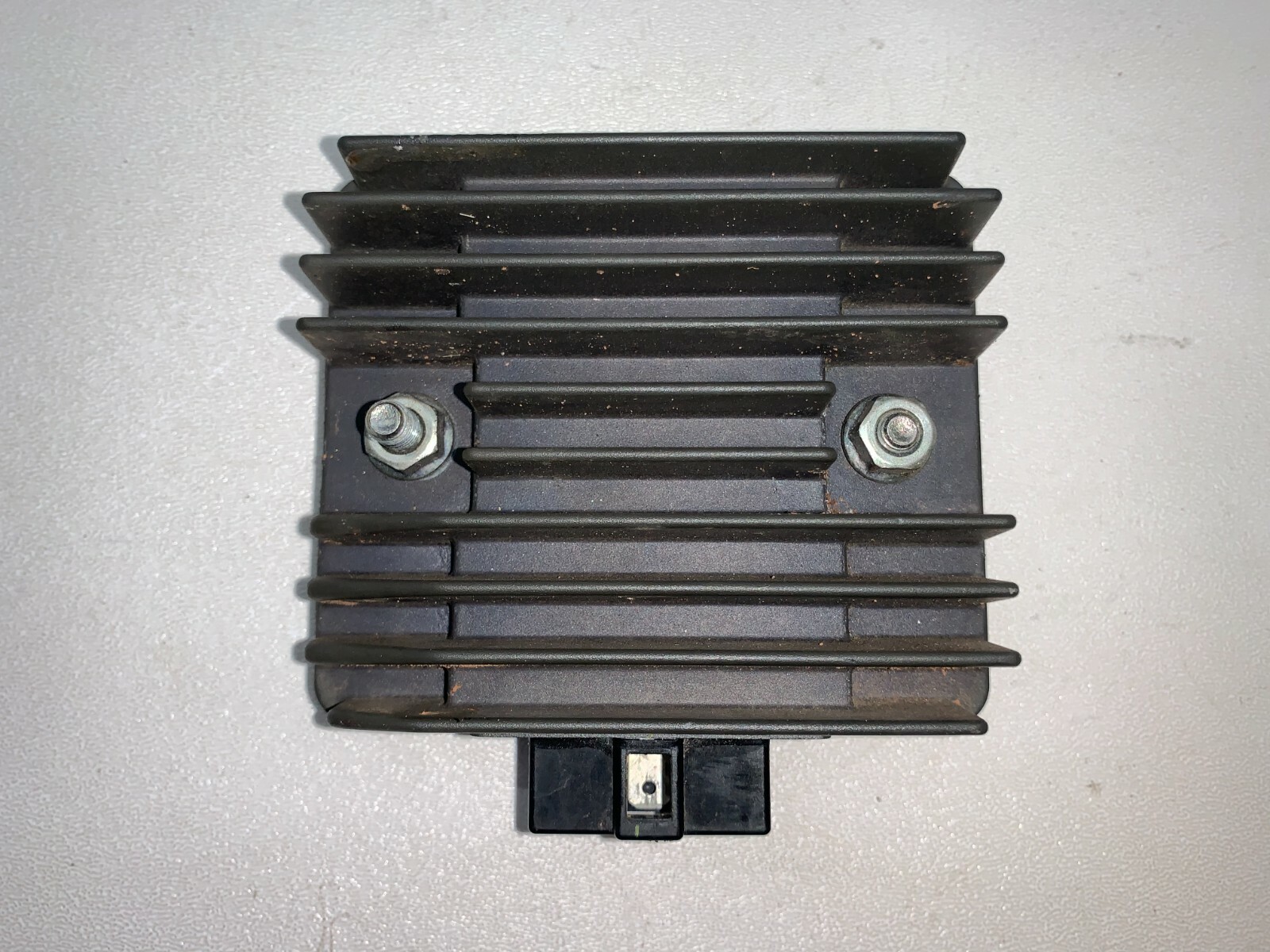 2009 03-17 YAMAHA FZ6R OEM RECTIFIER & REGULATOR ASSY