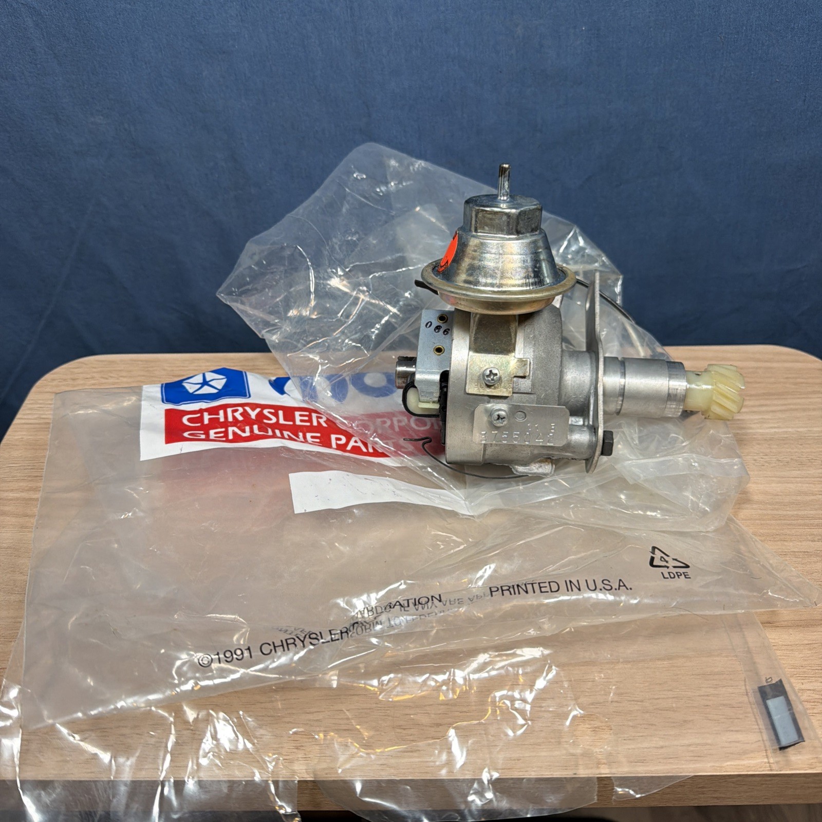 NOS 1973-1980 DODGE PLYMOUTH SLANT 6 225 ELECTRONIC DISTRIBUTOR 3755042 NOS 1973-1980 DODGE PLYMOUTH SLANT 6 225 ELECTRONIC DISTRIBUTOR 3755042
