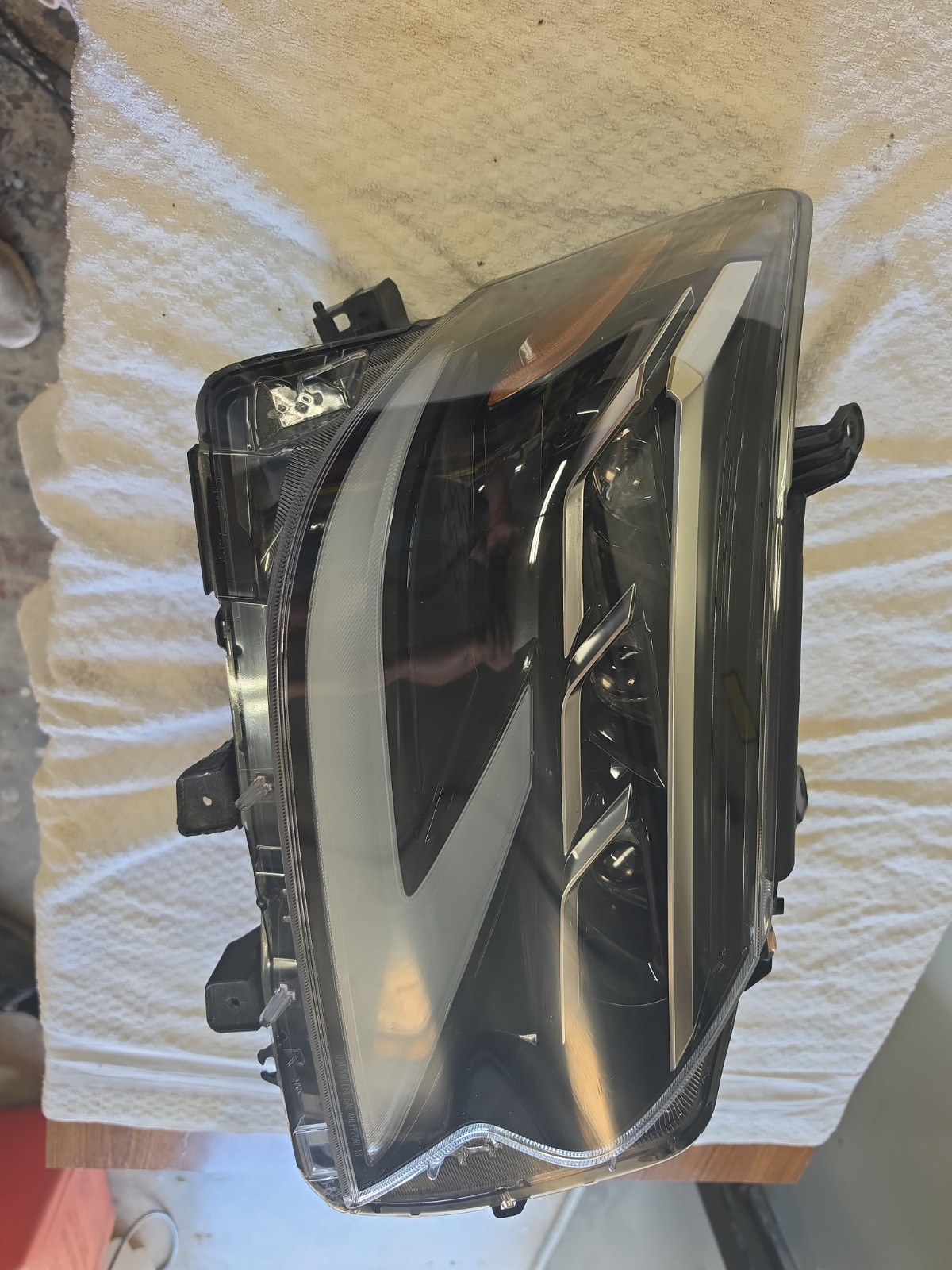 2020-2023 Lexus GX460 RIGHT SIDE PASSENGER OEM FULL LED Triple Beam Headlight Y1 2020-2023 Lexus GX460 RIGHT SIDE PASSENGER OEM FULL LED Triple Beam Headlight Y1