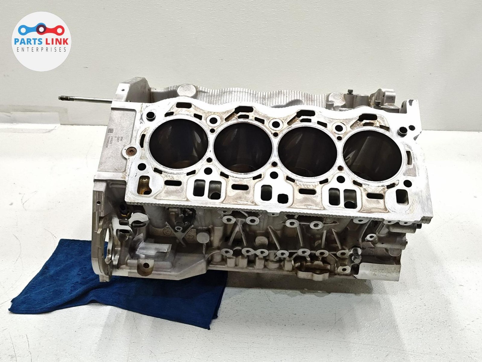 2023-25 RANGE ROVER SPORT N63 4.4L ENGINE MOTOR CYLINDER BLOCK L461