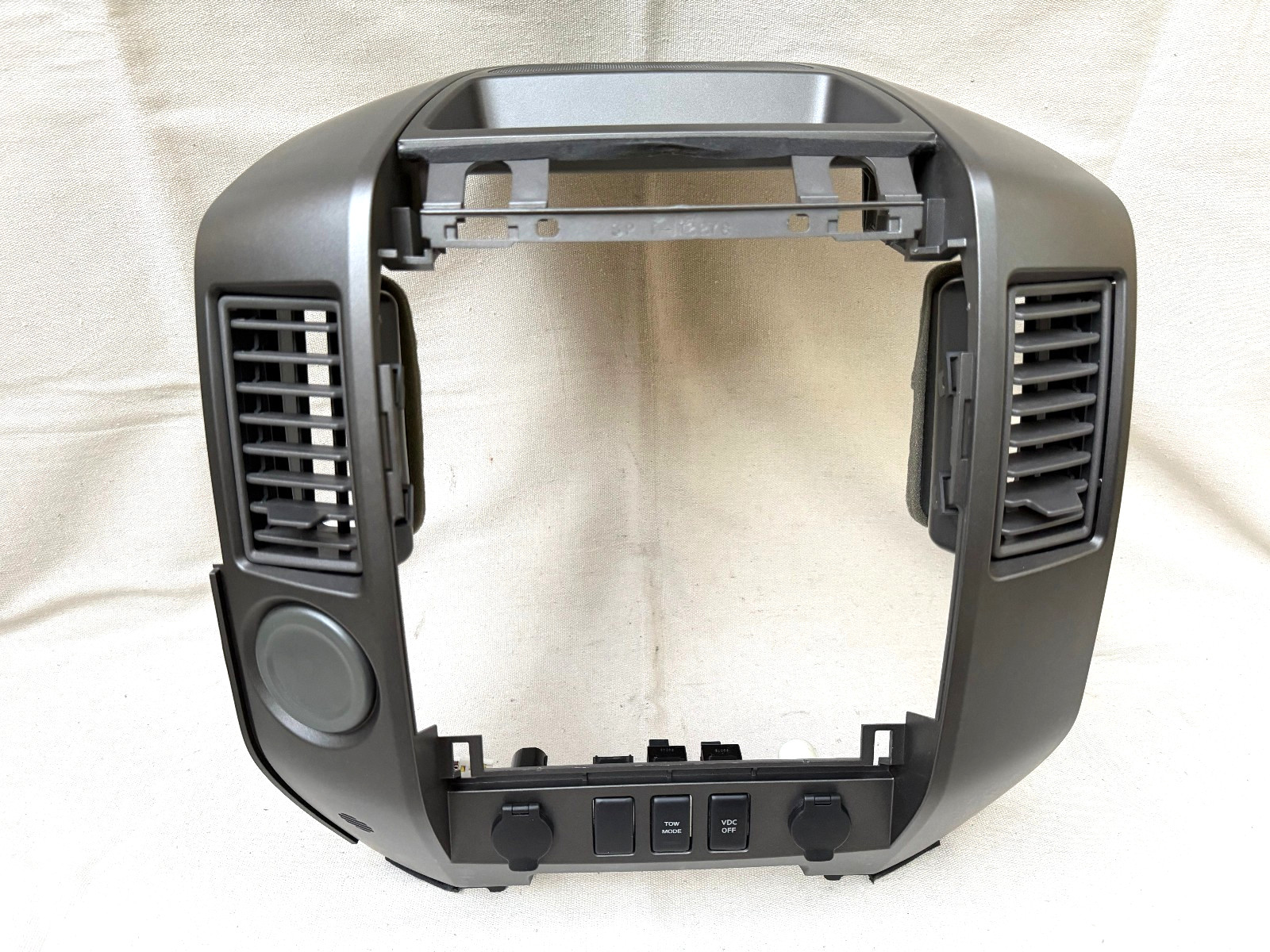2004-2007 Nissan Armada Titan Center Dash Radio Climate Air Vent Bezel Gray OEM