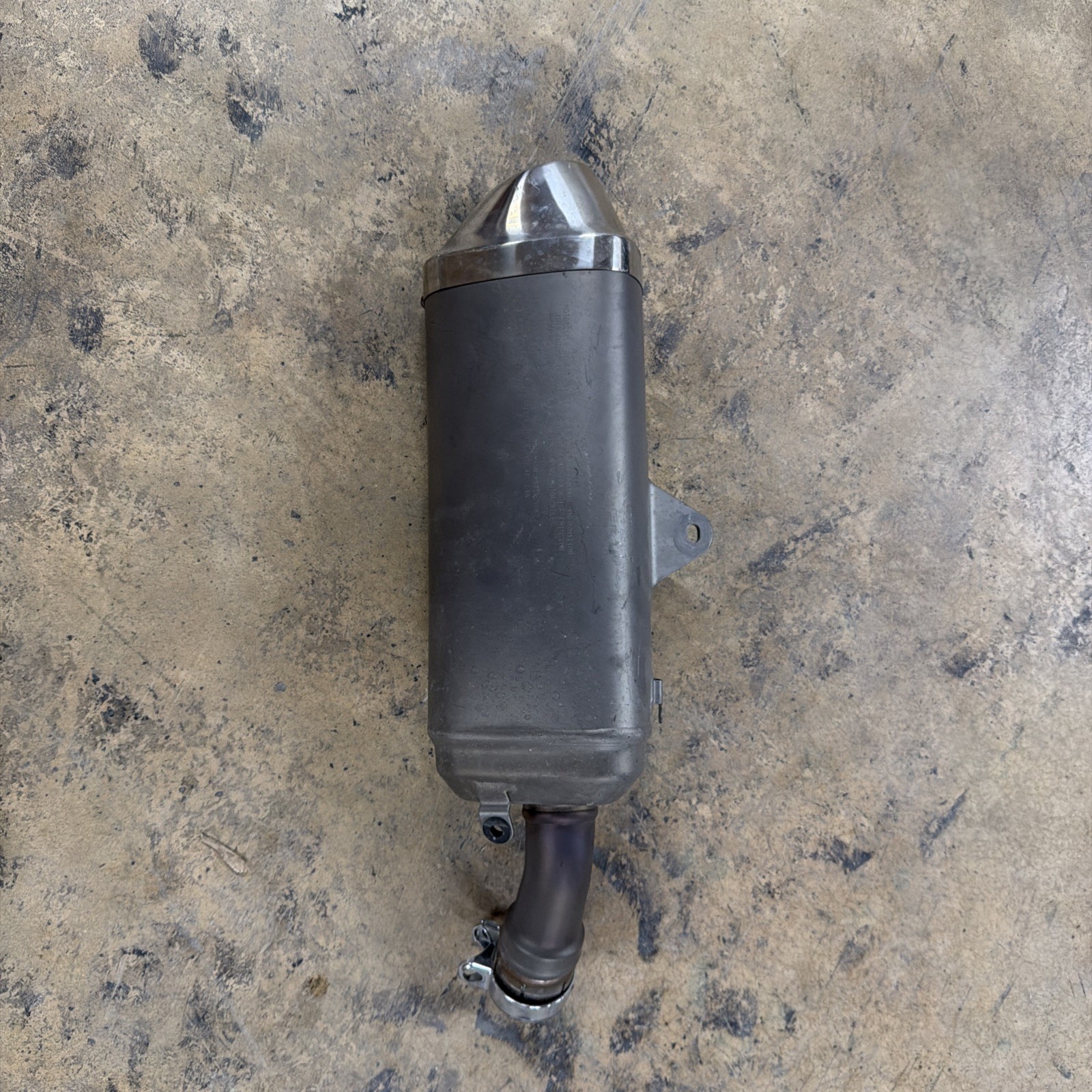 Used Like New 2011-2025 SUZUKI GSXR 600  slip on exhaust muffler 