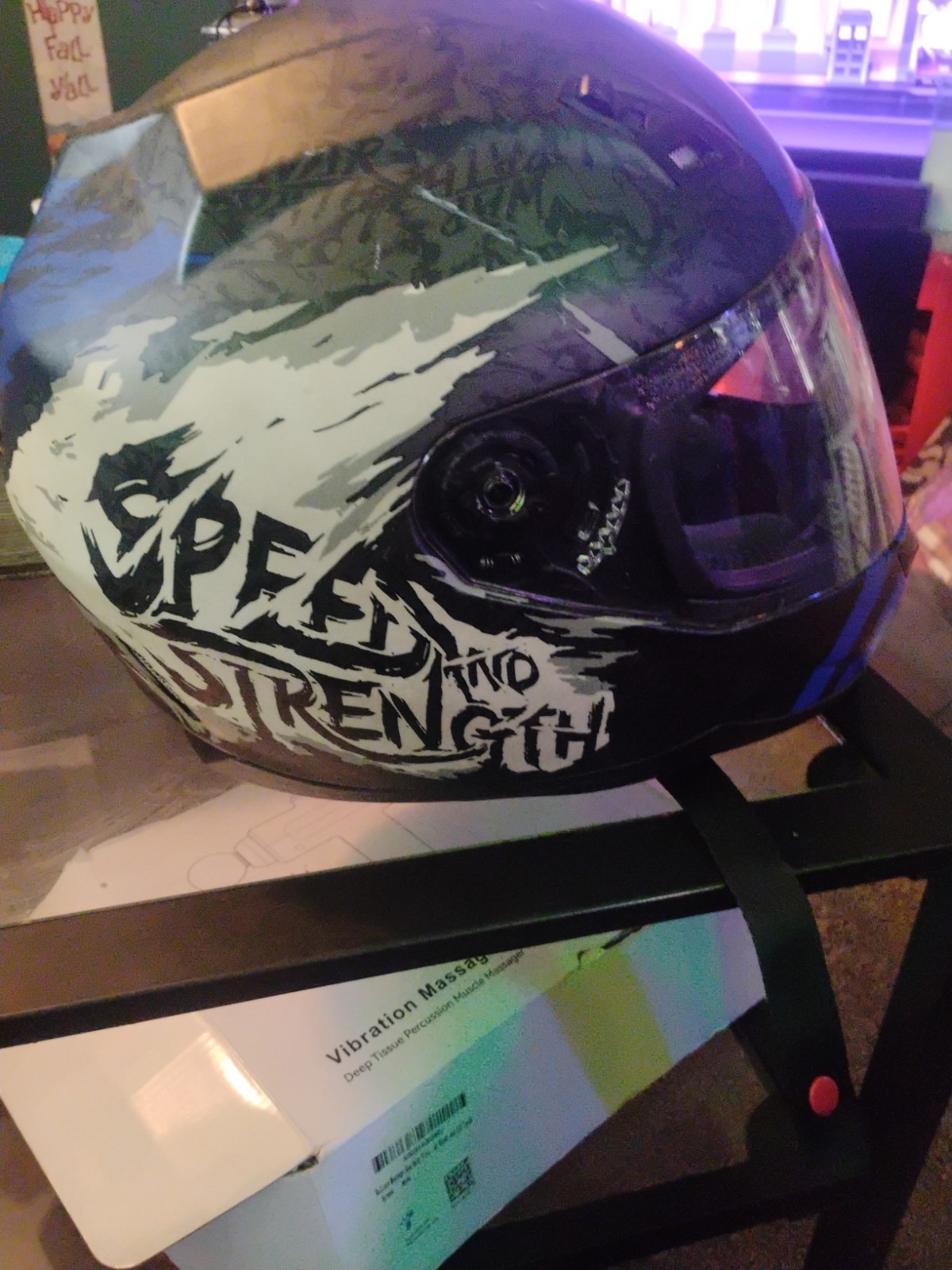 MEDIUM speed and strength helmet SS700 FMVSS NO. 218 certified