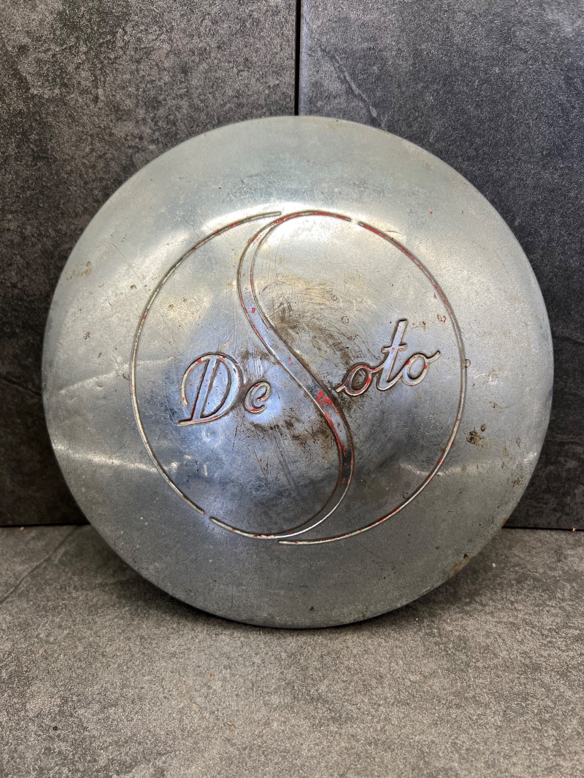 Vintage 1939-1941 Desoto Sedan Coupe Wheel Tire Center Cap Dog Dish Rim 9.5\