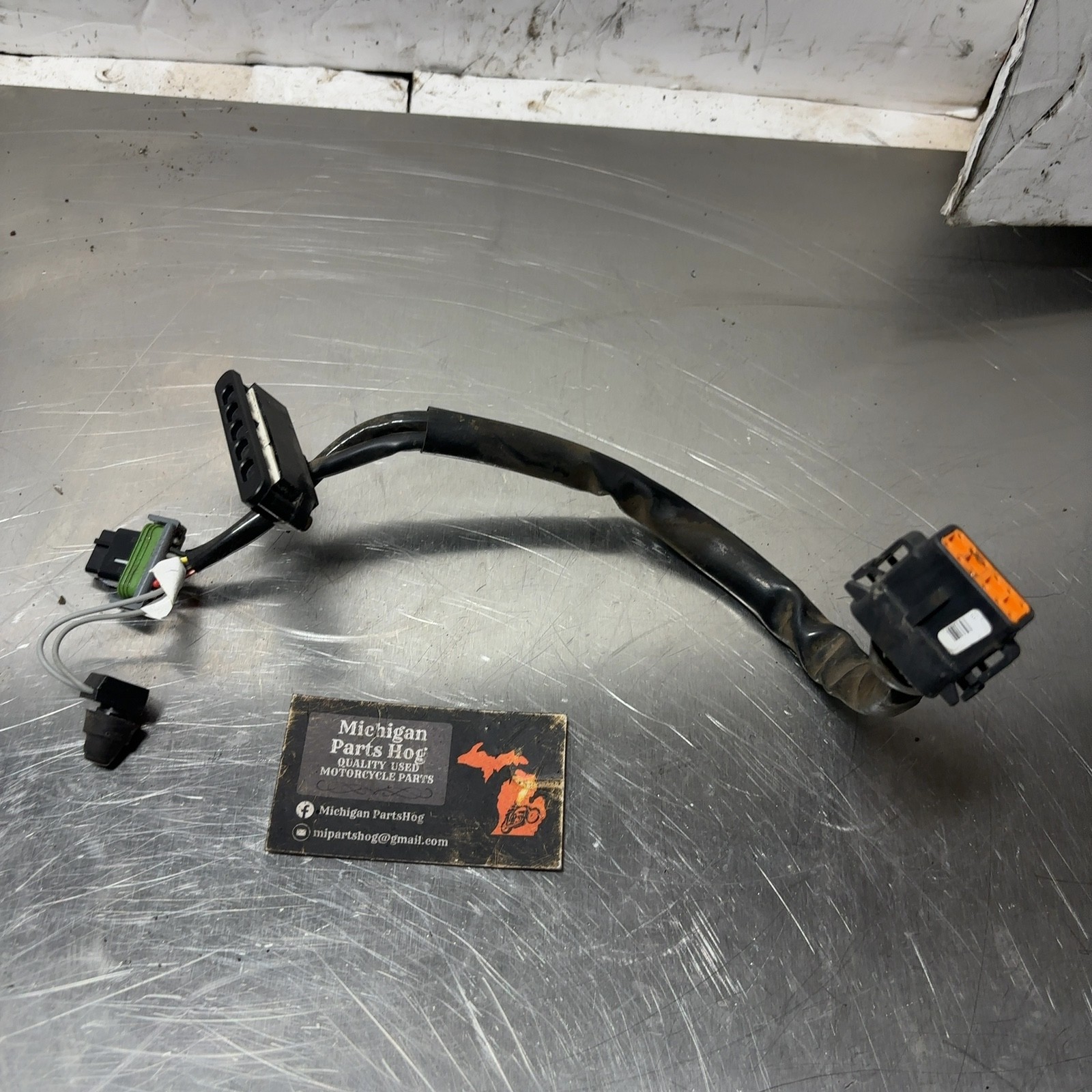07-10 Harley Dyna Super Glide OEM Speedometer Harness Gauge Dash Lights