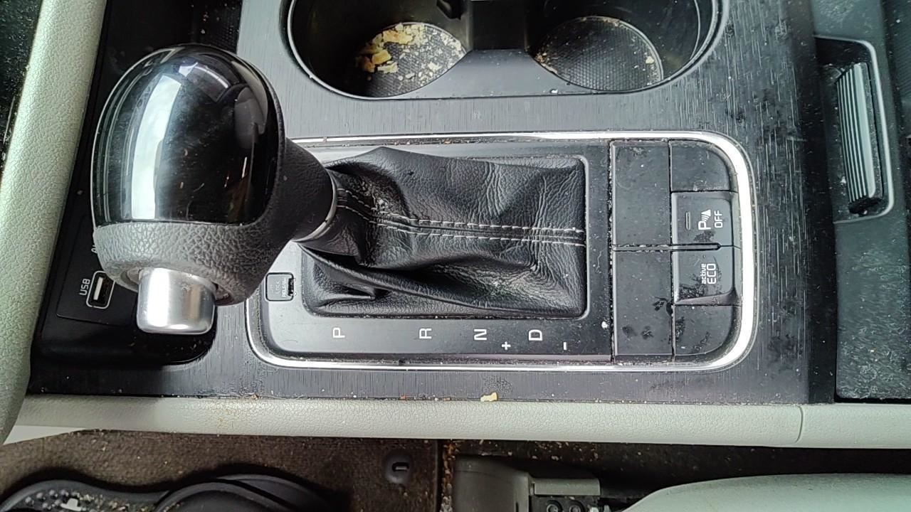 Audio Equipment Radio Receiver US Market Uvo Fits 15-16 SEDONA 2706111
