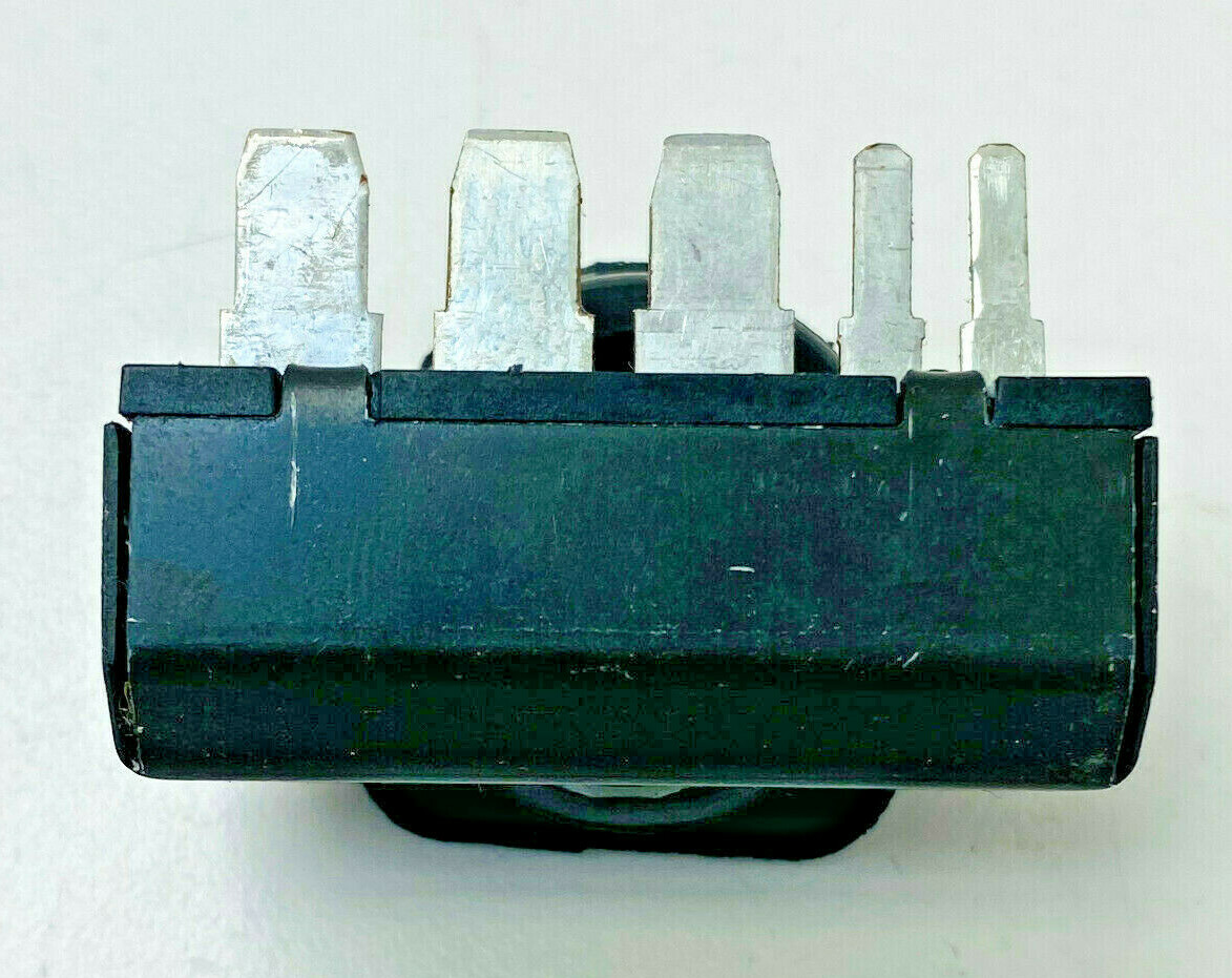 SMP HS209 NEWHVAC Blower Control Switch Front SMP HS209 NEWHVAC Blower Control Switch Front