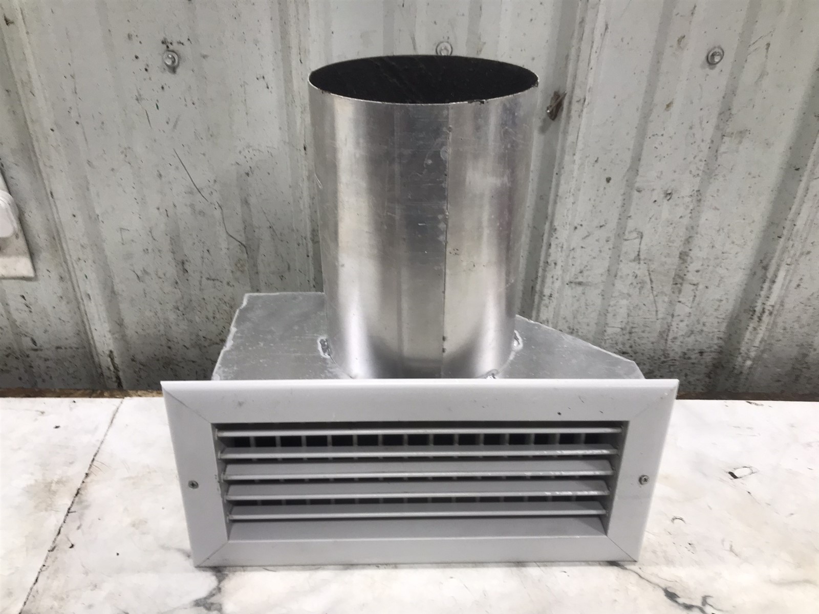 92 Chris Craft Crowne 302 Boat Cruisair 12000 Marine AC conditioner vent duct