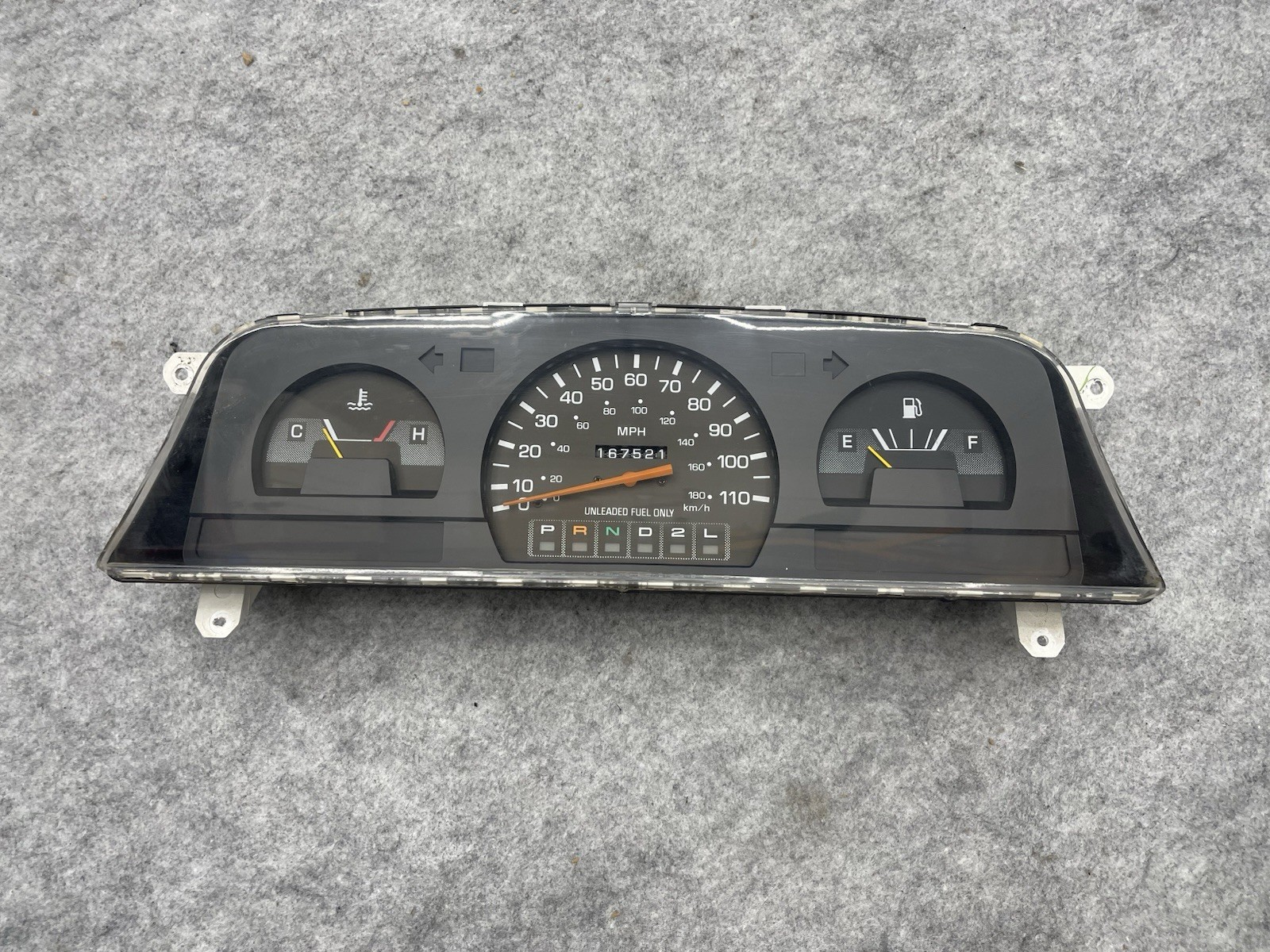 92-95 Toyota Pickup MT Instrument Cluster 83010-04032 OEM 167K