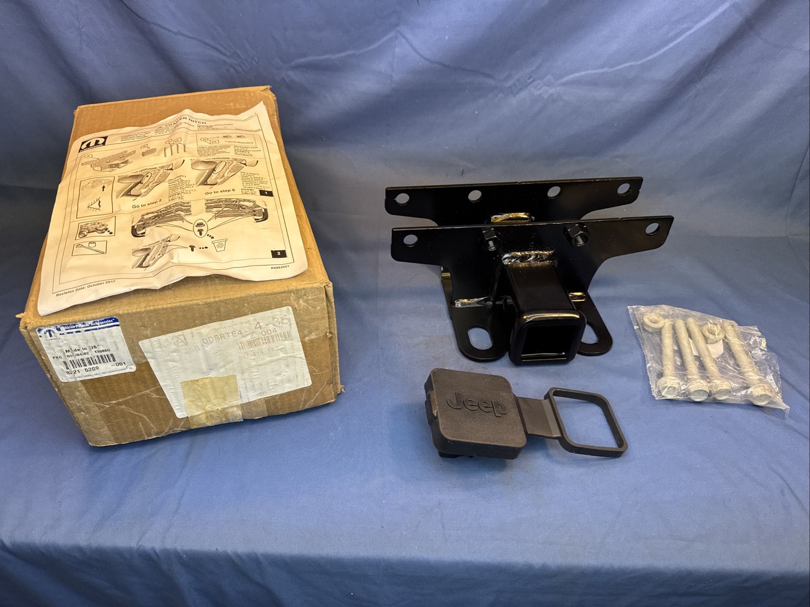 New 2018-2026 Jeep Wrangler JL Genuine Mopar Hitch Receiver Part Number 82215209