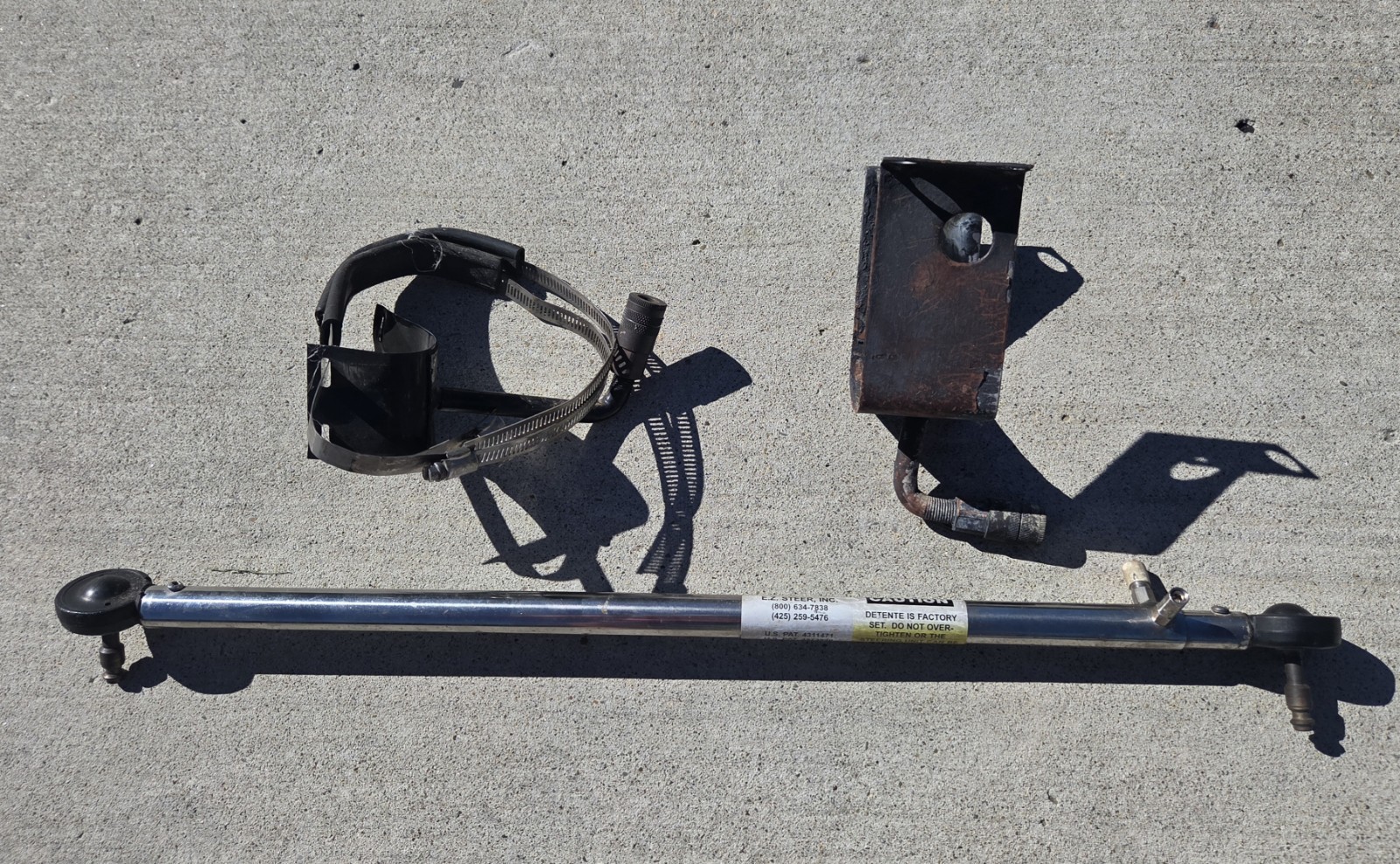 EZ-Steer complete System w/ Bracket Assembly, steering rod and outboard bracket