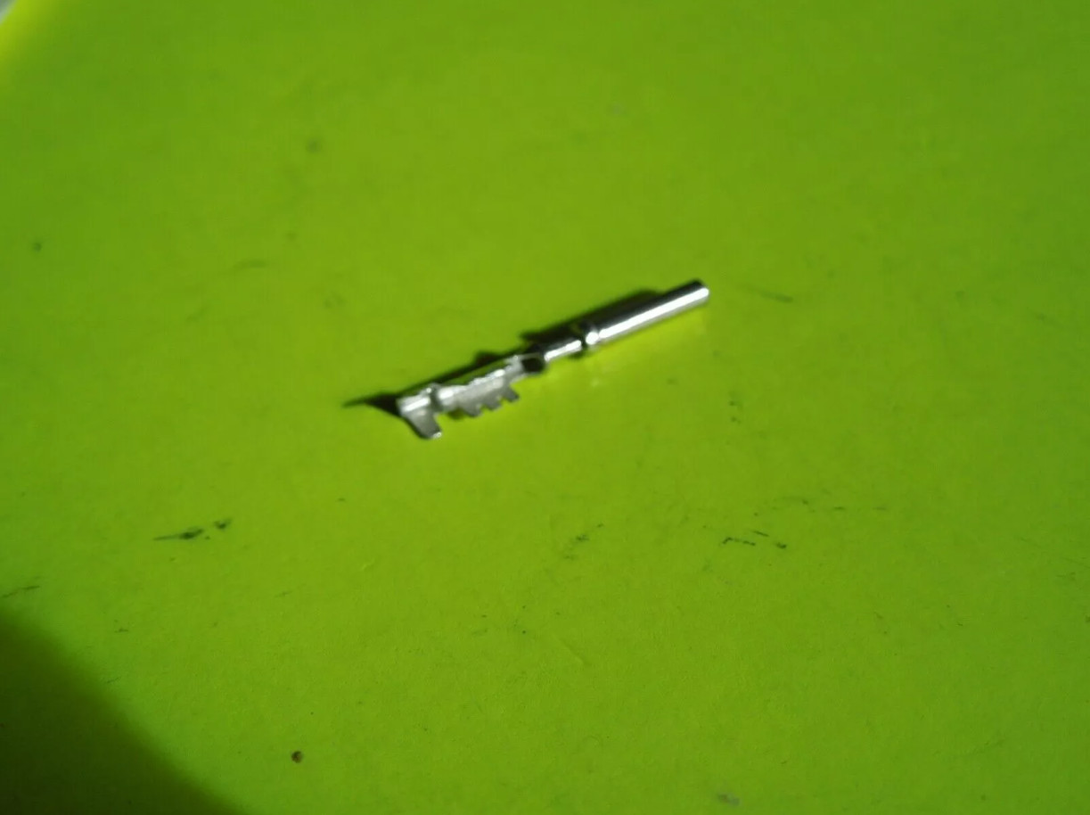 QTY 14 | NOS OEM 2000-2023+ Harley Davidson #18 Wire Socket Terminal 72076-00