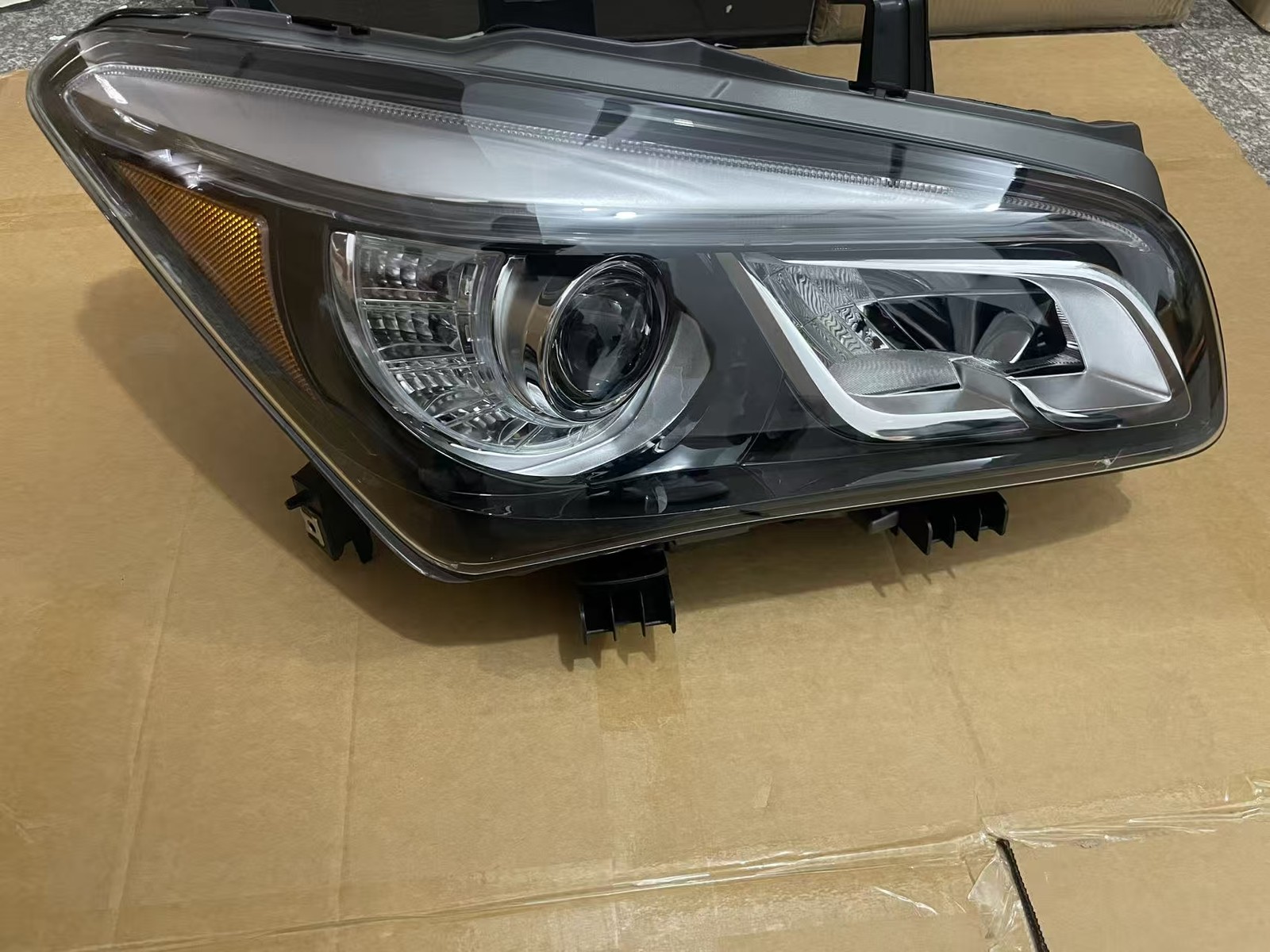 For 2014-2017 Infiniti QX80 Right Passenger Side Full LED Headlight w/o Adaptive For 2014-2017 Infiniti QX80 Right Passenger Side Full LED Headlight w/o Adaptive