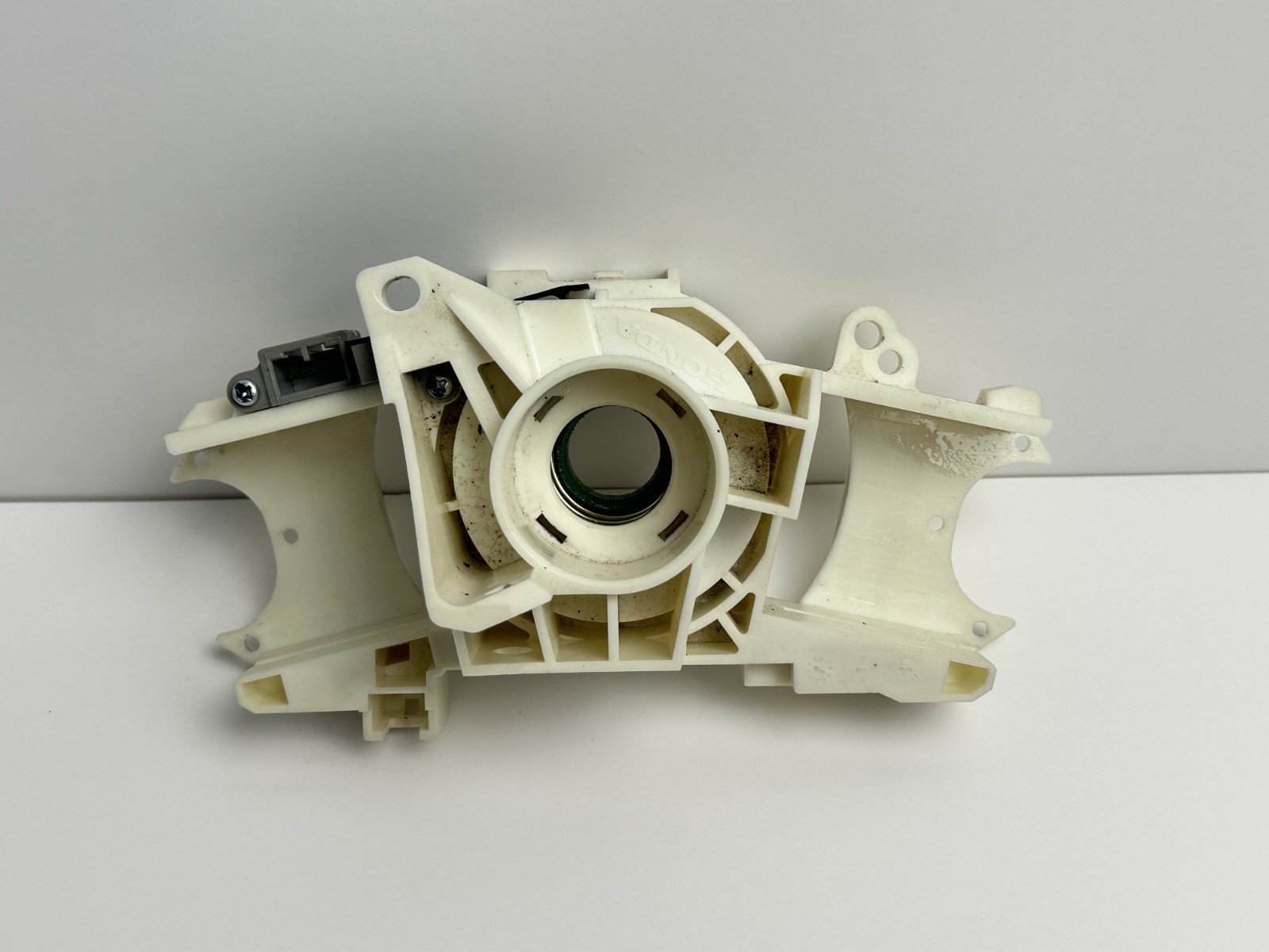 2010-2011 HONDA ACCORD CROSSTOUR STEERING  COLUMN SWITCH HOUSING OEM