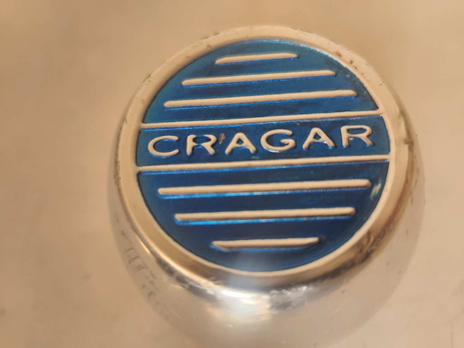 1 CRAGAR RACE SUPER TRICK WHEEL CENTER CAPS USED 1 CRAGAR RACE SUPER TRICK WHEEL CENTER CAPS USED