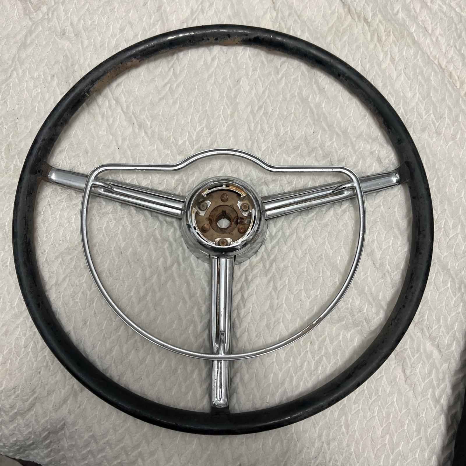 1950s Chris Craft Wood Boat Steering Wheel 1950s Chris Craft Wood Boat Steering Wheel