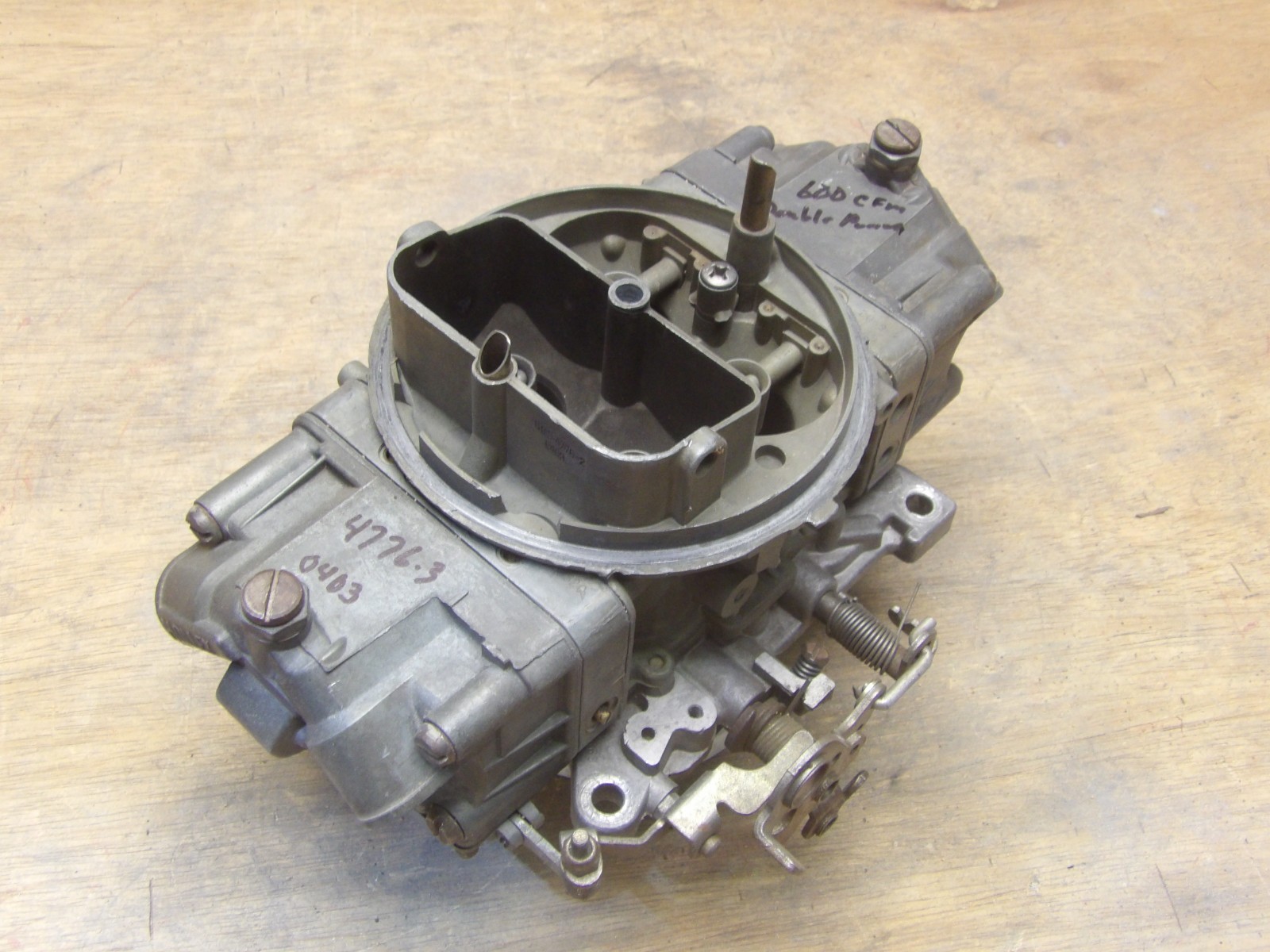 Holley 600 cfm Double Pumper Mech. sec. Carb list 4776 Dual Feed Carburetor 0403