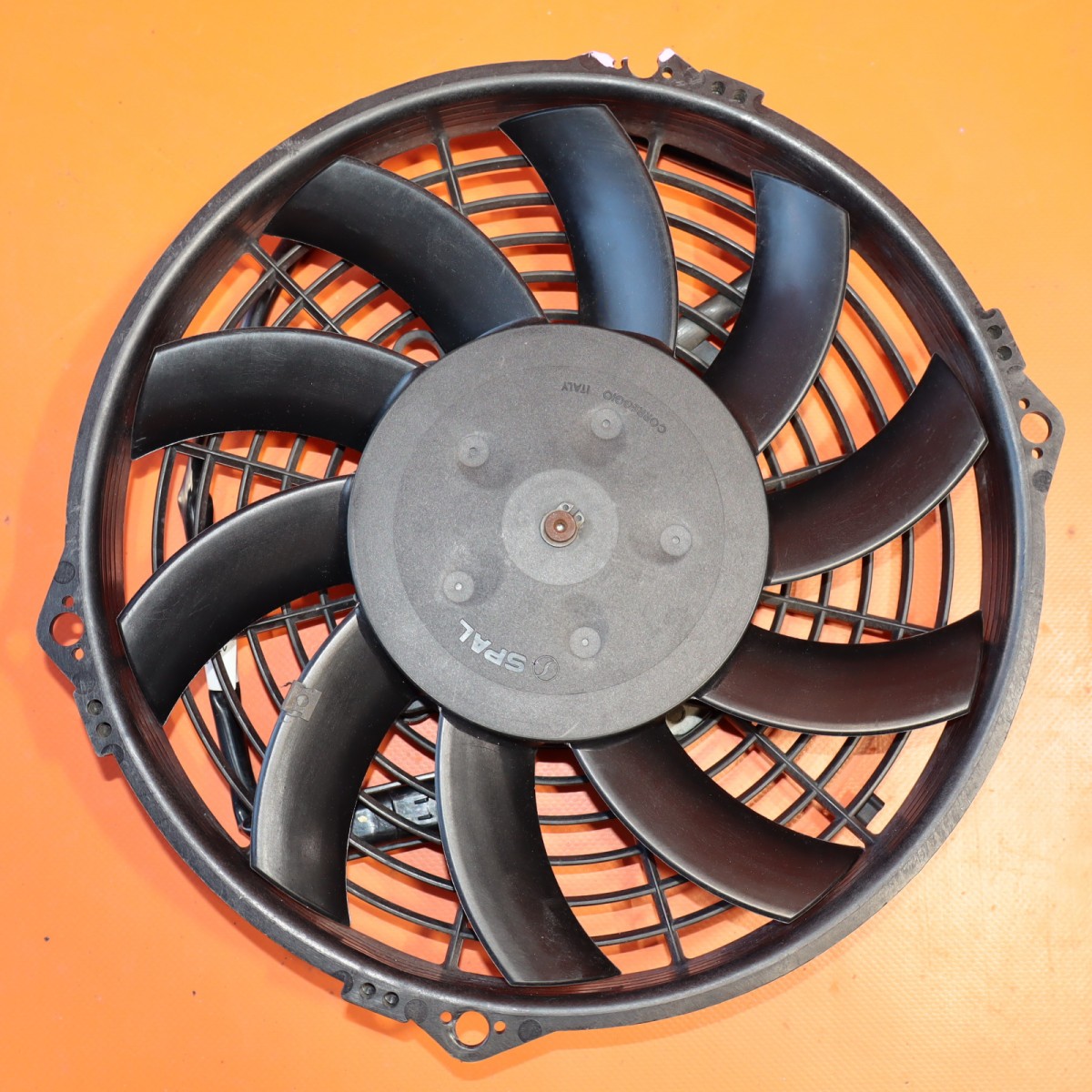LOTUS ELISE EXIGE COOLING FAN SHROUD 1999 2000 2001 VA07-AP12/C-58A 12V OEM