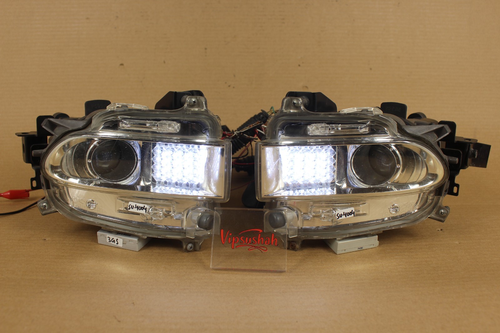 2007-2011 Lexus GS350 xenon Fog lights with Led lights Left and Right Pair