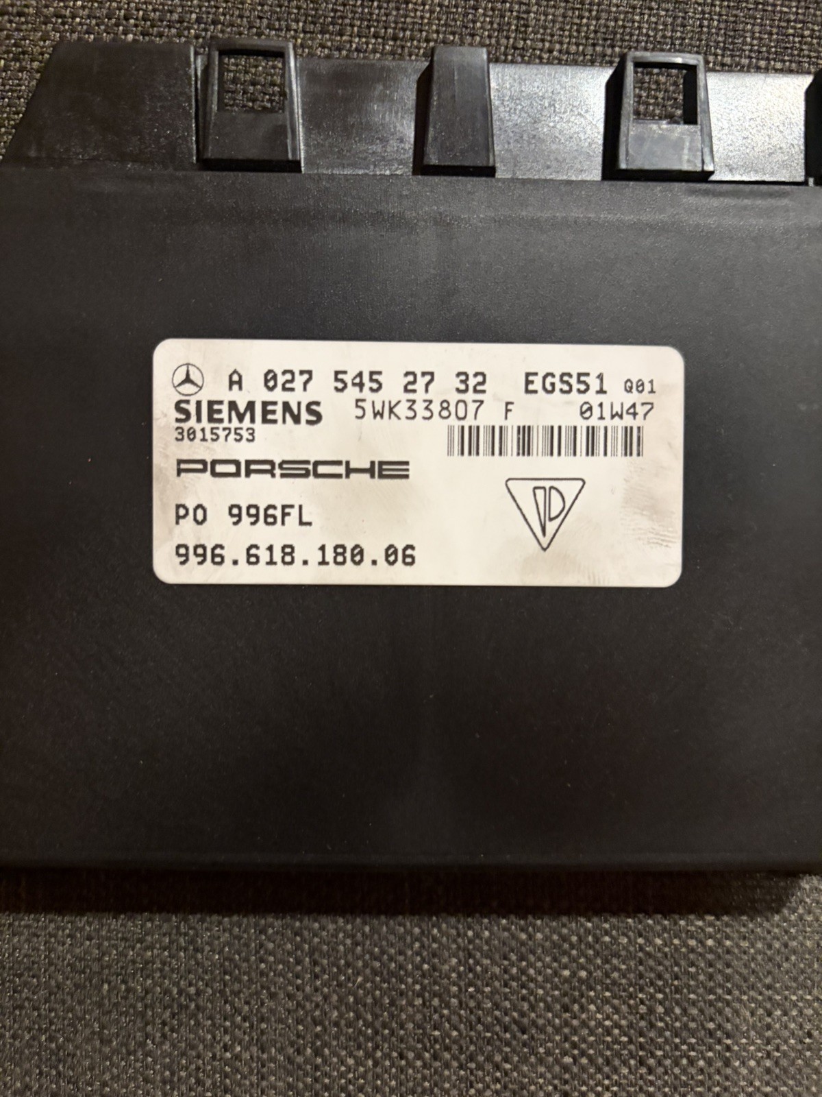 2002-2004 Porsche 911 996 Transmission Control Module TCM 99661818007 OEM 2002-2004 Porsche 911 996 Transmission Control Module TCM 99661818007 OEM
