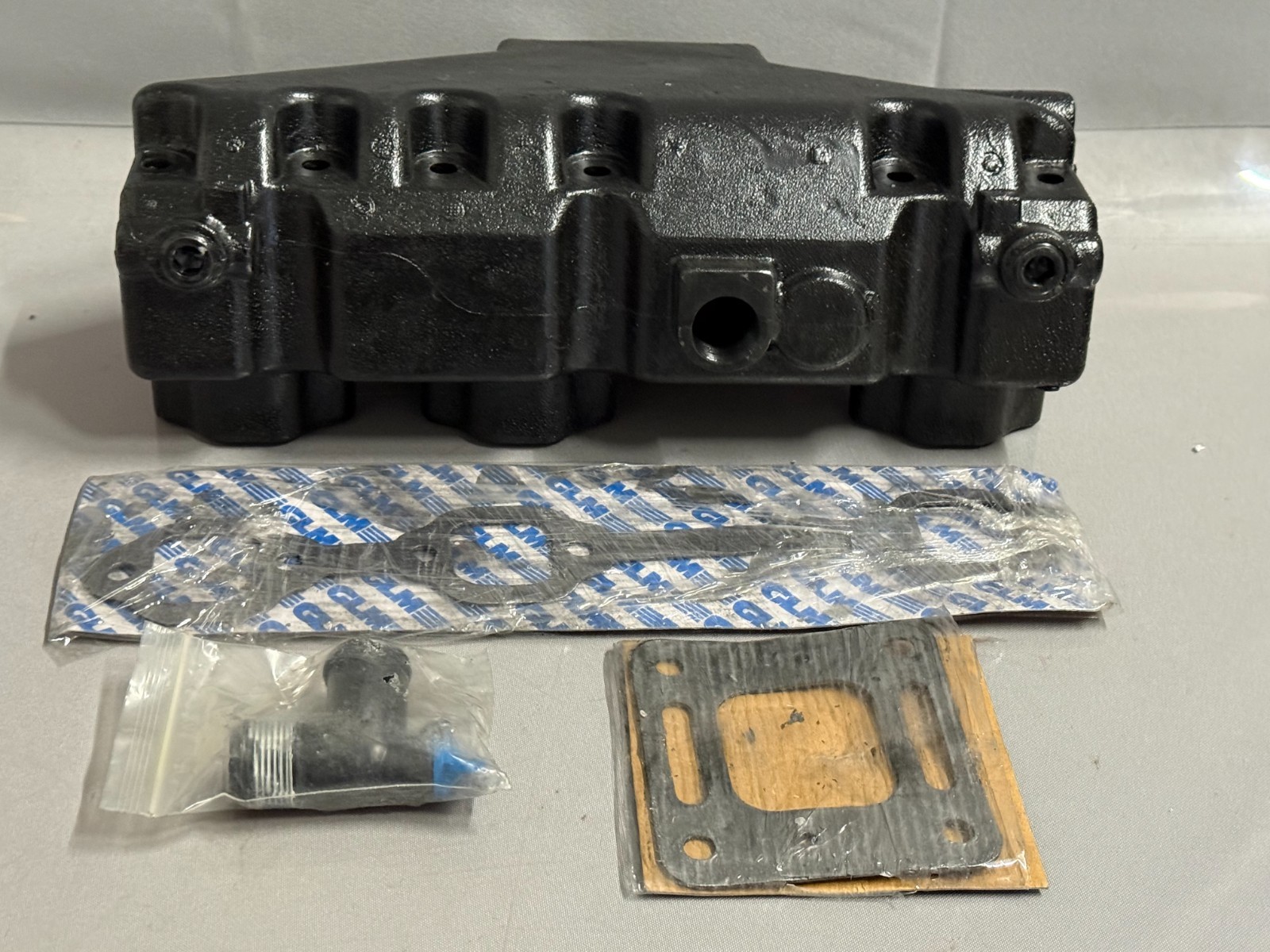 GLM Marine Manifold With Gaskets from 58992 Kit  Mercruiser 4.3L V6 See Descrip