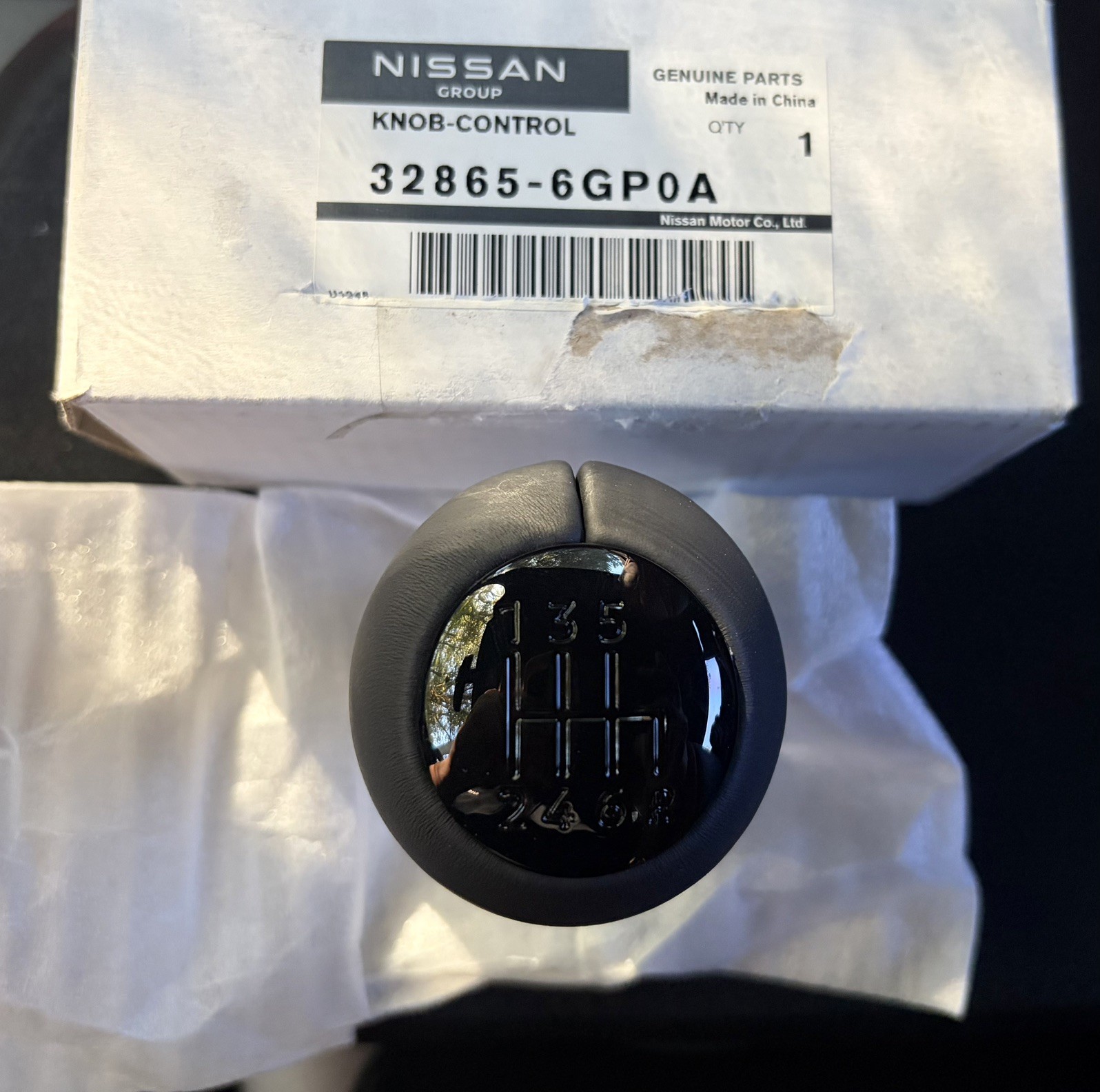 OEM Nissan 23-26 Z RZ34 Black Leather 6 Speed Shift Knob 32865-6GP0A Genuine OEM Nissan 23-26 Z RZ34 Black Leather 6 Speed Shift Knob 32865-6GP0A Genuine