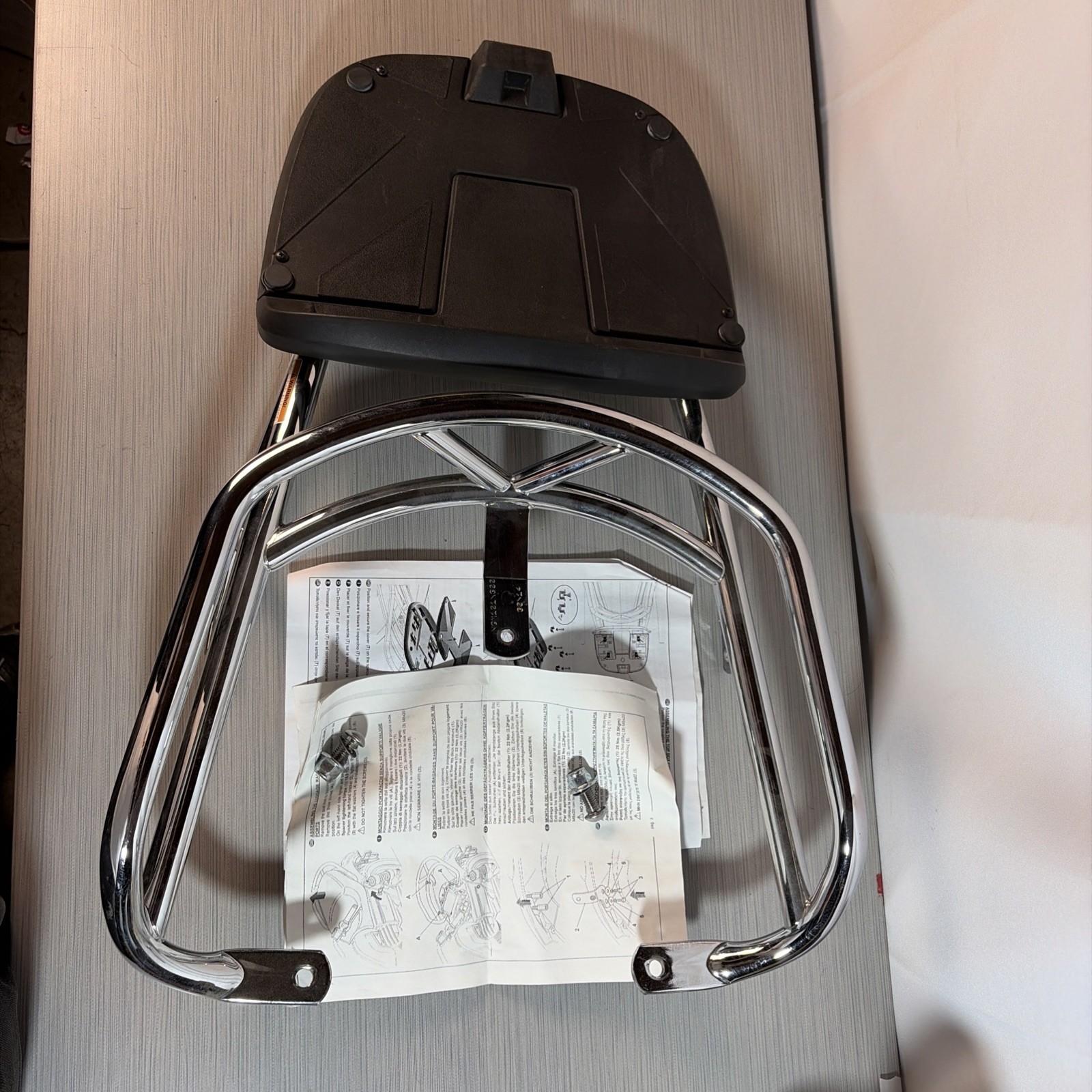 Moto Guzzi California 1400 Luggage Rack Chrome B063992 OEM (RARE ONLY 1) Moto Guzzi California 1400 Luggage Rack Chrome B063992 OEM (RARE ONLY 1)